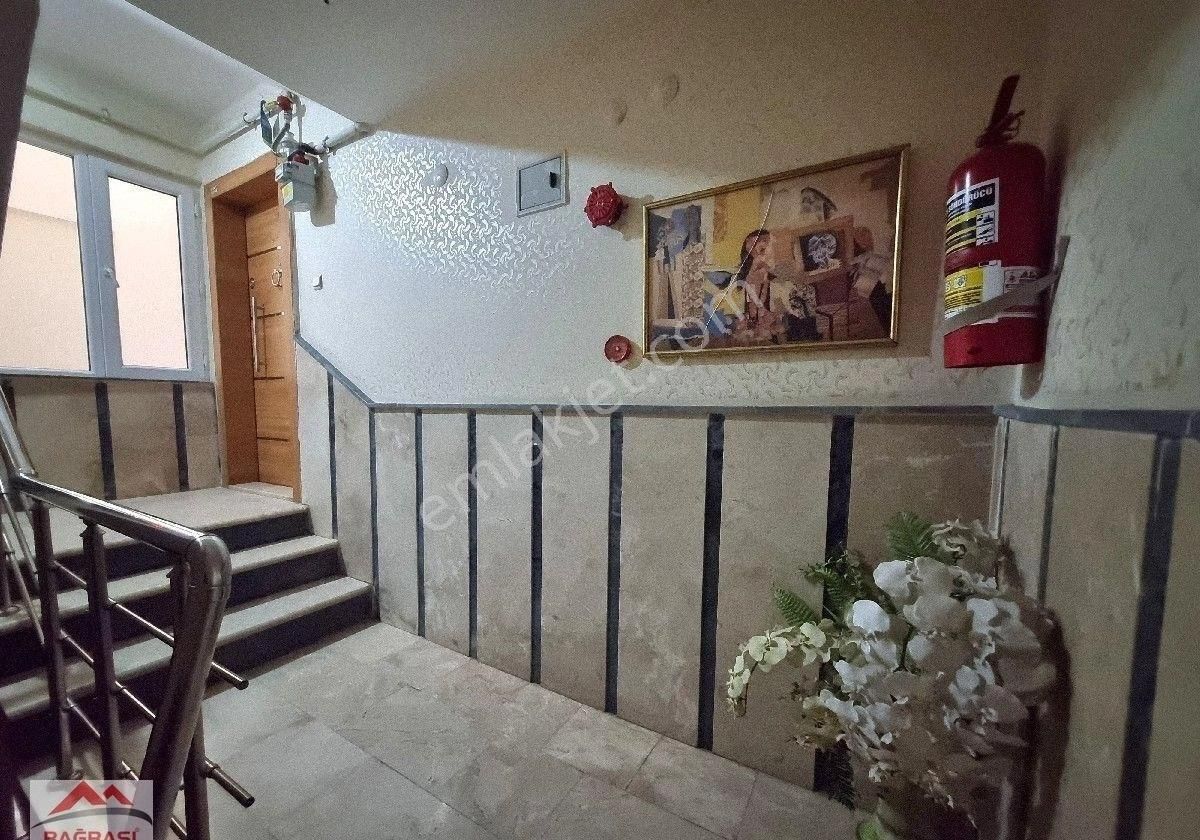 Aşağıeğlence Merkezde Kaçırılmayacak Daire Mükemmel Konumda Gülhane Hast.yanı Ortakat Asansörlü 3+1 - Görsel 12