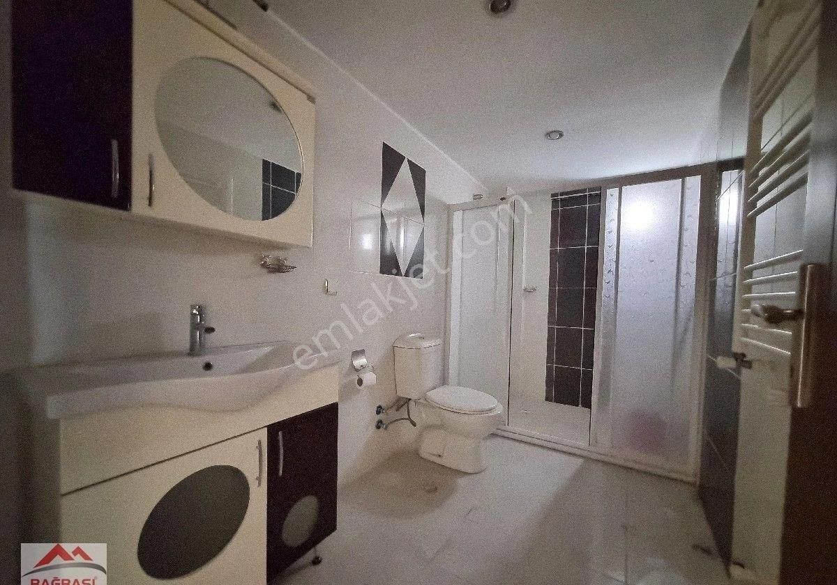 Aşağıeğlence Merkezde Kaçırılmayacak Daire Mükemmel Konumda Gülhane Hast.yanı Ortakat Asansörlü 3+1 - Görsel 11