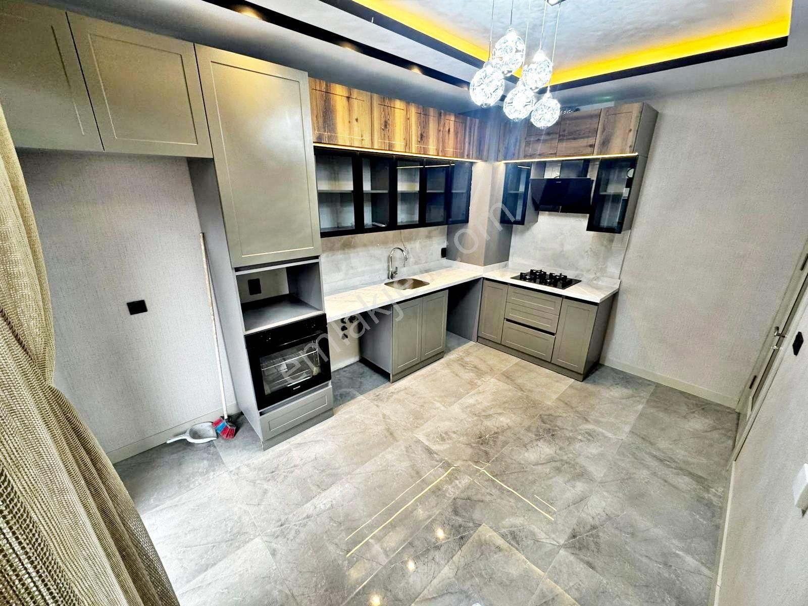 Etlik Merkezde E.banyo G.odalı Ultra Lüks Acil Satılık Sıfır 2+1 - Görsel 2