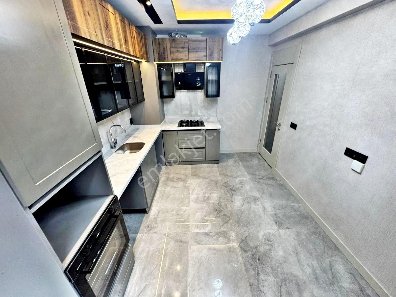 Etlik Merkezde E.banyo G.odalı Ultra Lüks Acil Satılık Sıfır 2+1 - Görsel 3