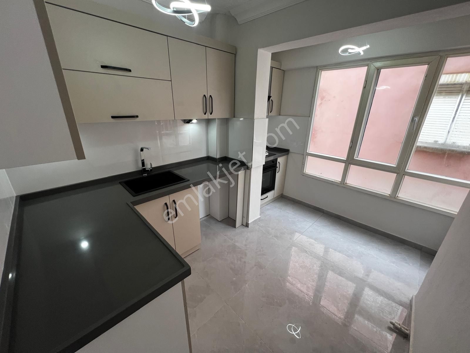 Yiğit'ten Akçay'da Ayrı Mutfaklı 2+1 Ara Kat Lüks Daire - Görsel 3