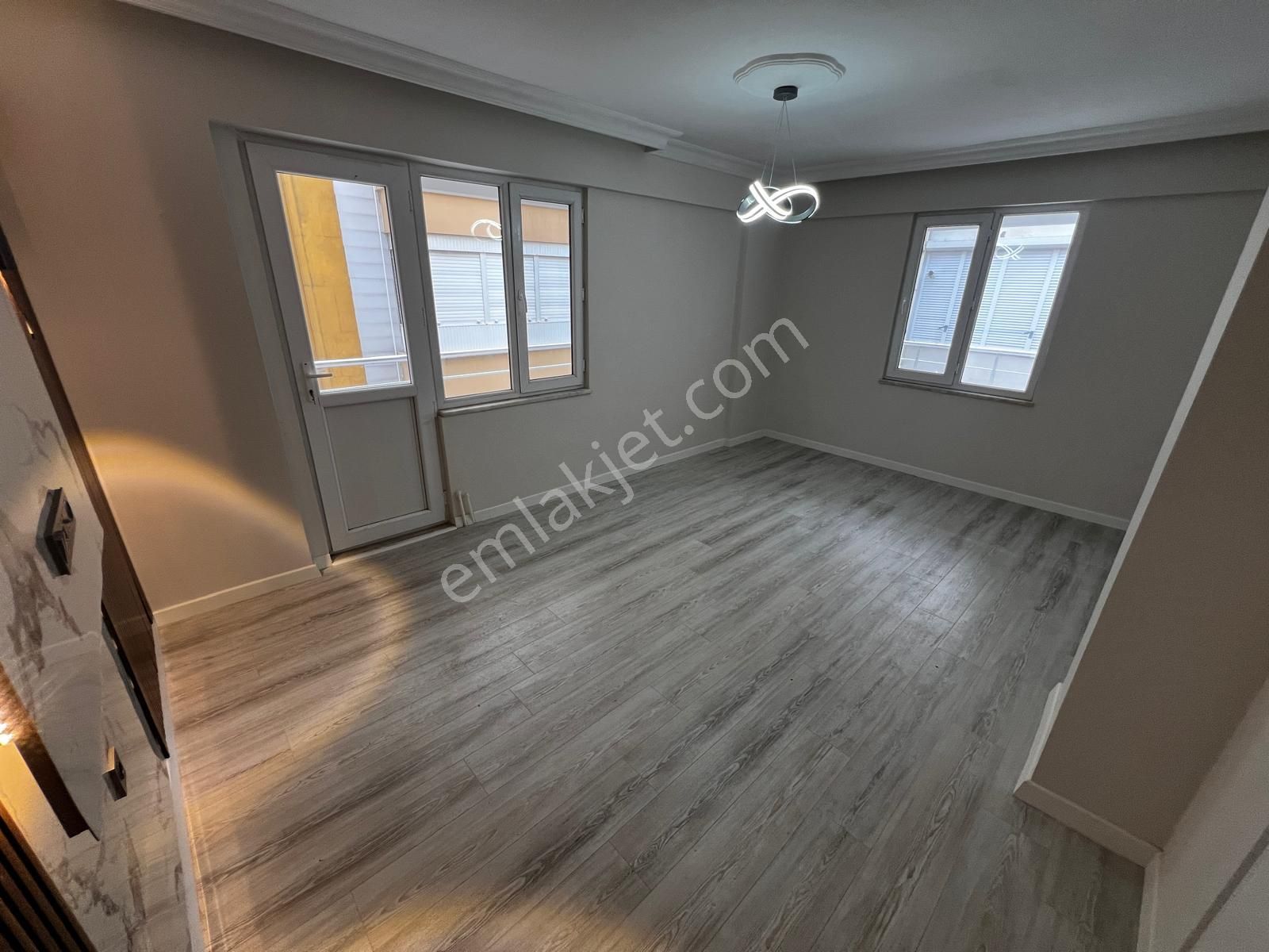 Yiğit'ten Akçay'da Ayrı Mutfaklı 2+1 Ara Kat Lüks Daire - Görsel 11