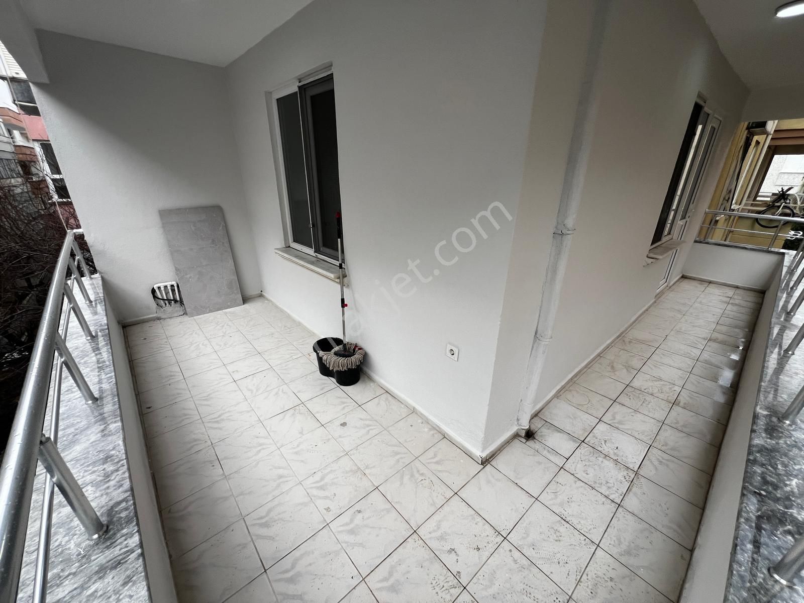 Yiğit'ten Akçay'da Ayrı Mutfaklı 2+1 Ara Kat Lüks Daire - Görsel 12