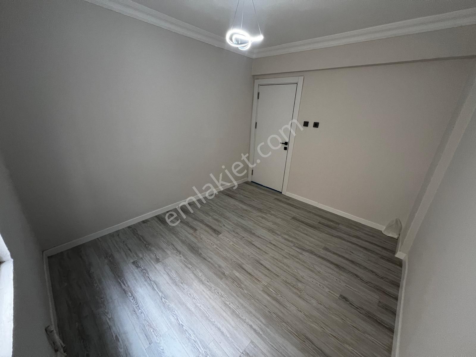 Yiğit'ten Akçay'da Ayrı Mutfaklı 2+1 Ara Kat Lüks Daire - Görsel 33