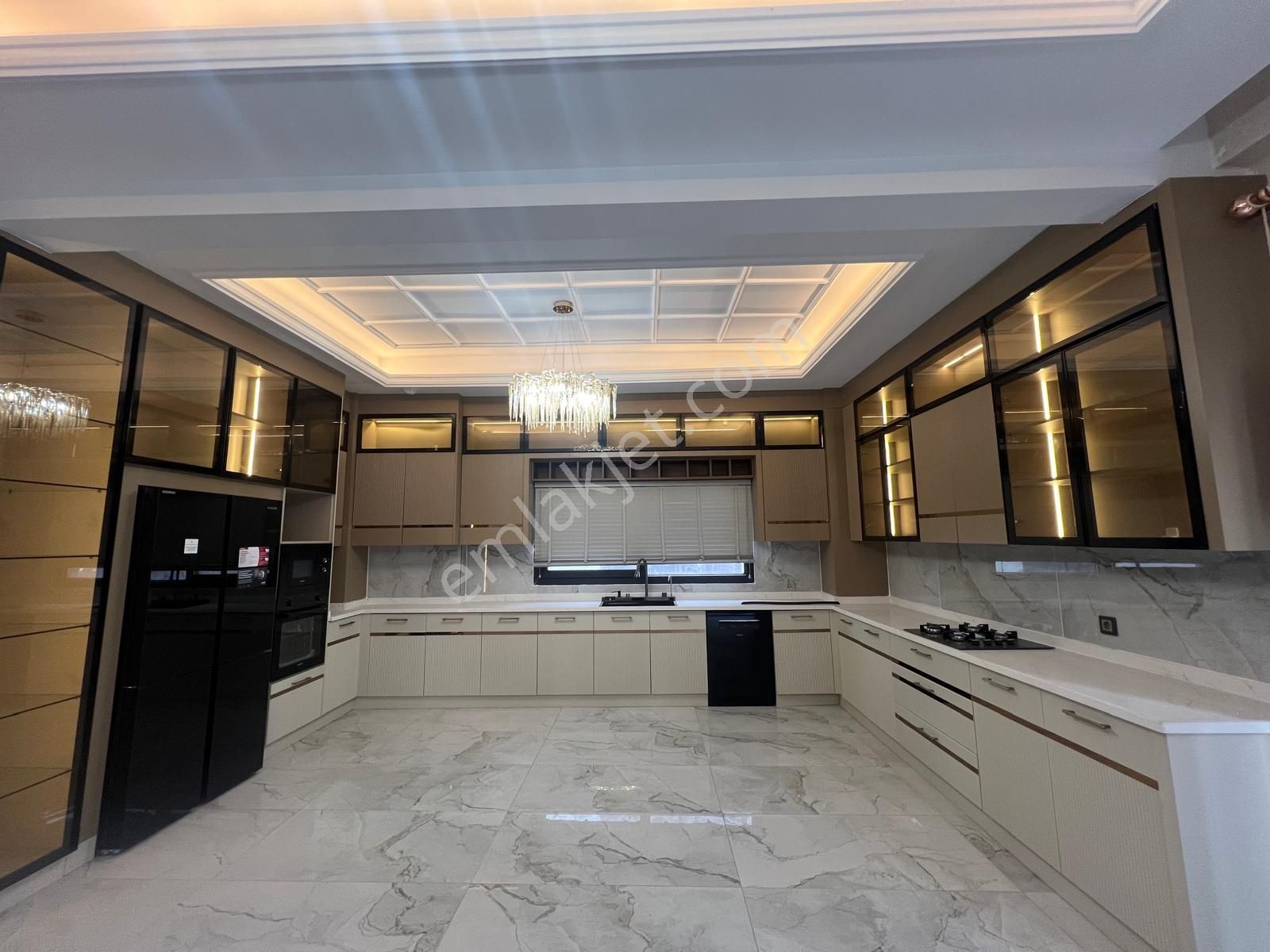 Şehir Merkezinde 6+2 Lüx Triplex Villamız Satıştadır - Görsel 25