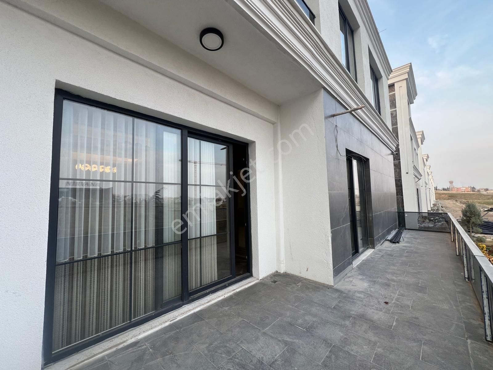 Şehir Merkezinde 6+2 Lüx Triplex Villamız Satıştadır - Görsel 6