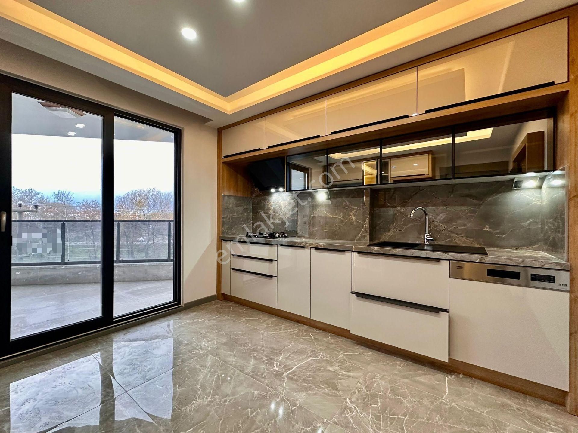 ꧁ay Emlaktan꧂akçayda Köşe Ön Cephe Çay Ve Kazdağı Manzaralı Şık Tasarımlı Arakat 3+1 Lüks Daire - Görsel 5