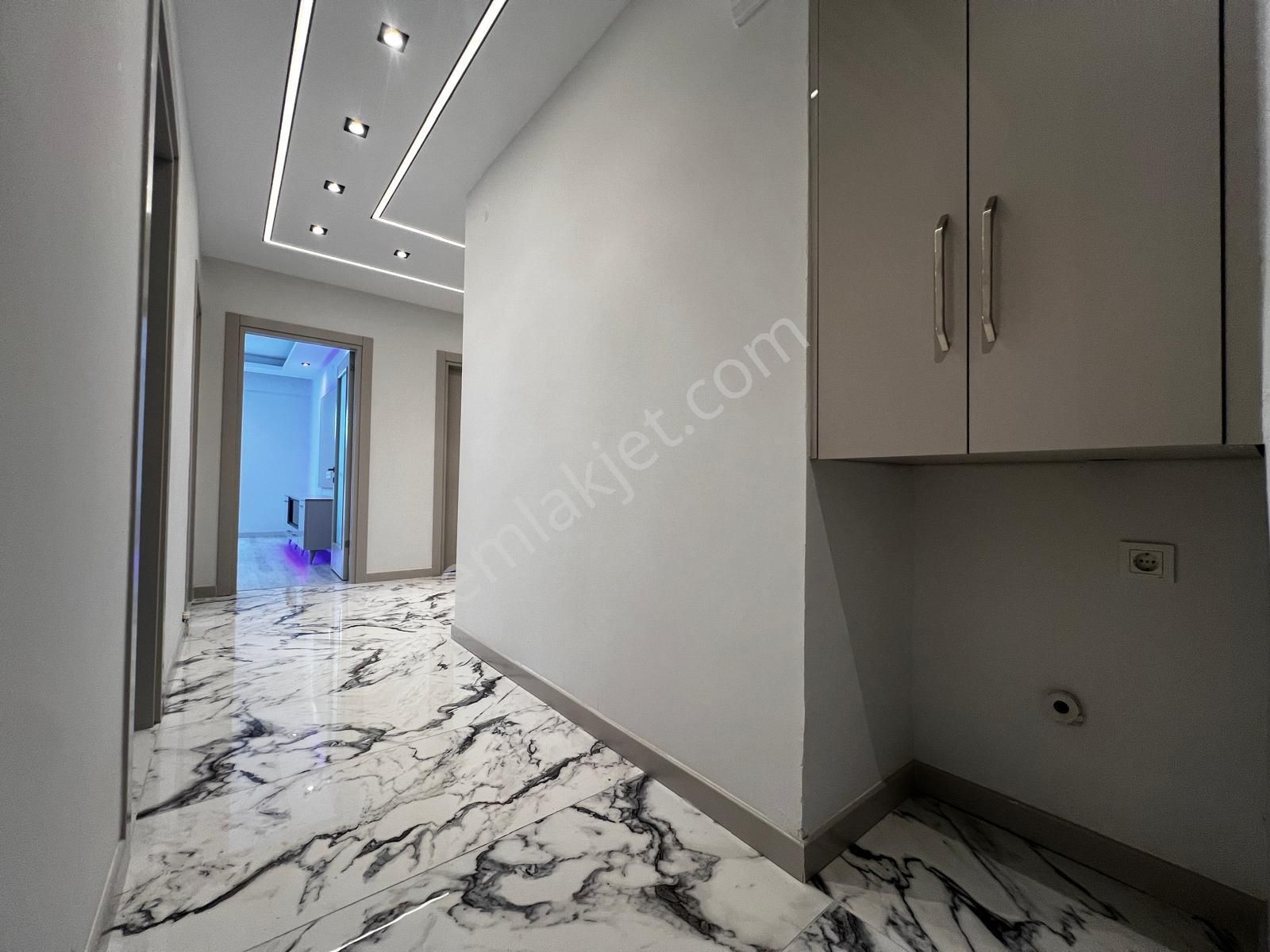 Yiğit'ten İkizçayda Ön Cephe 3+1 Ayrı Mutfak Full Yapılı Daire - Görsel 34