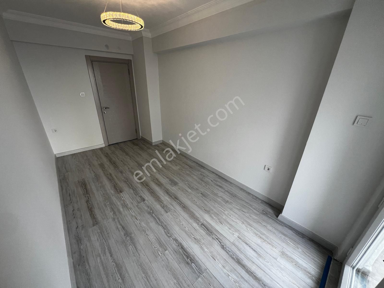 Yiğit'ten İkizçayda Ön Cephe 3+1 Ayrı Mutfak Full Yapılı Daire - Görsel 31