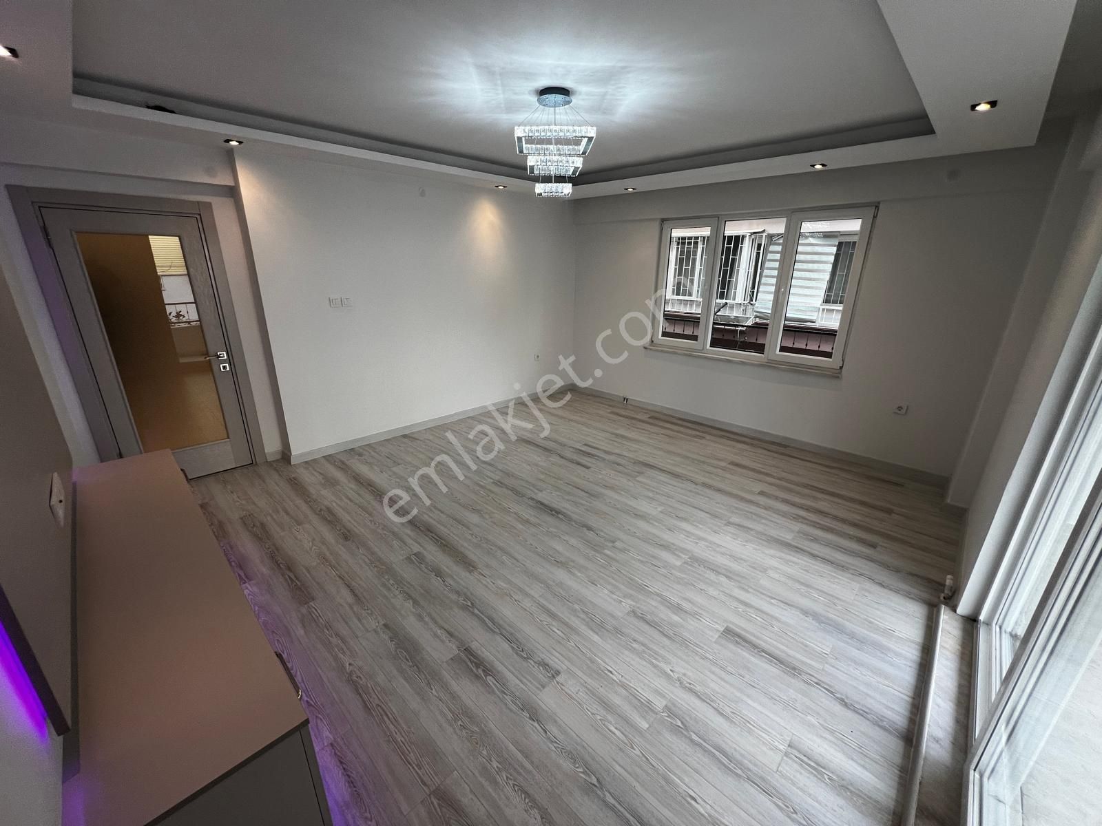 Yiğit'ten İkizçayda Ön Cephe 3+1 Ayrı Mutfak Full Yapılı Daire - Görsel 9