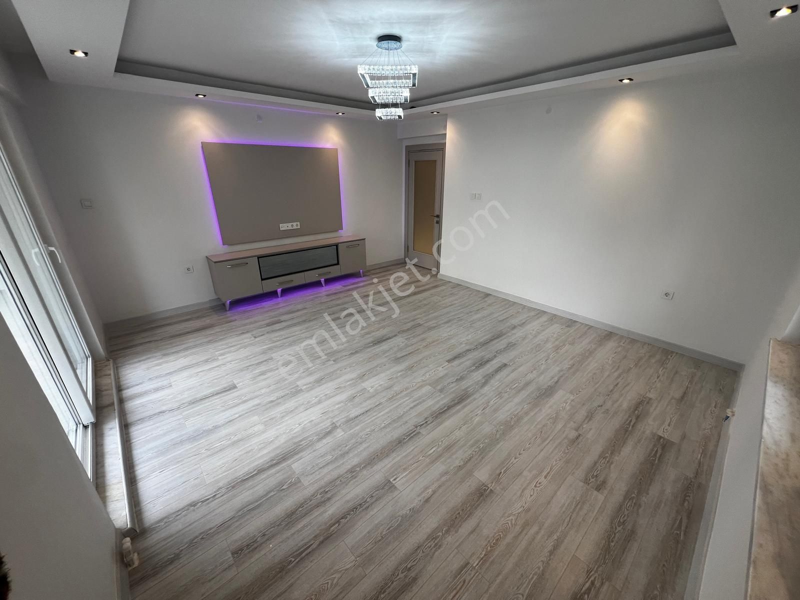 Yiğit'ten İkizçayda Ön Cephe 3+1 Ayrı Mutfak Full Yapılı Daire - Görsel 8