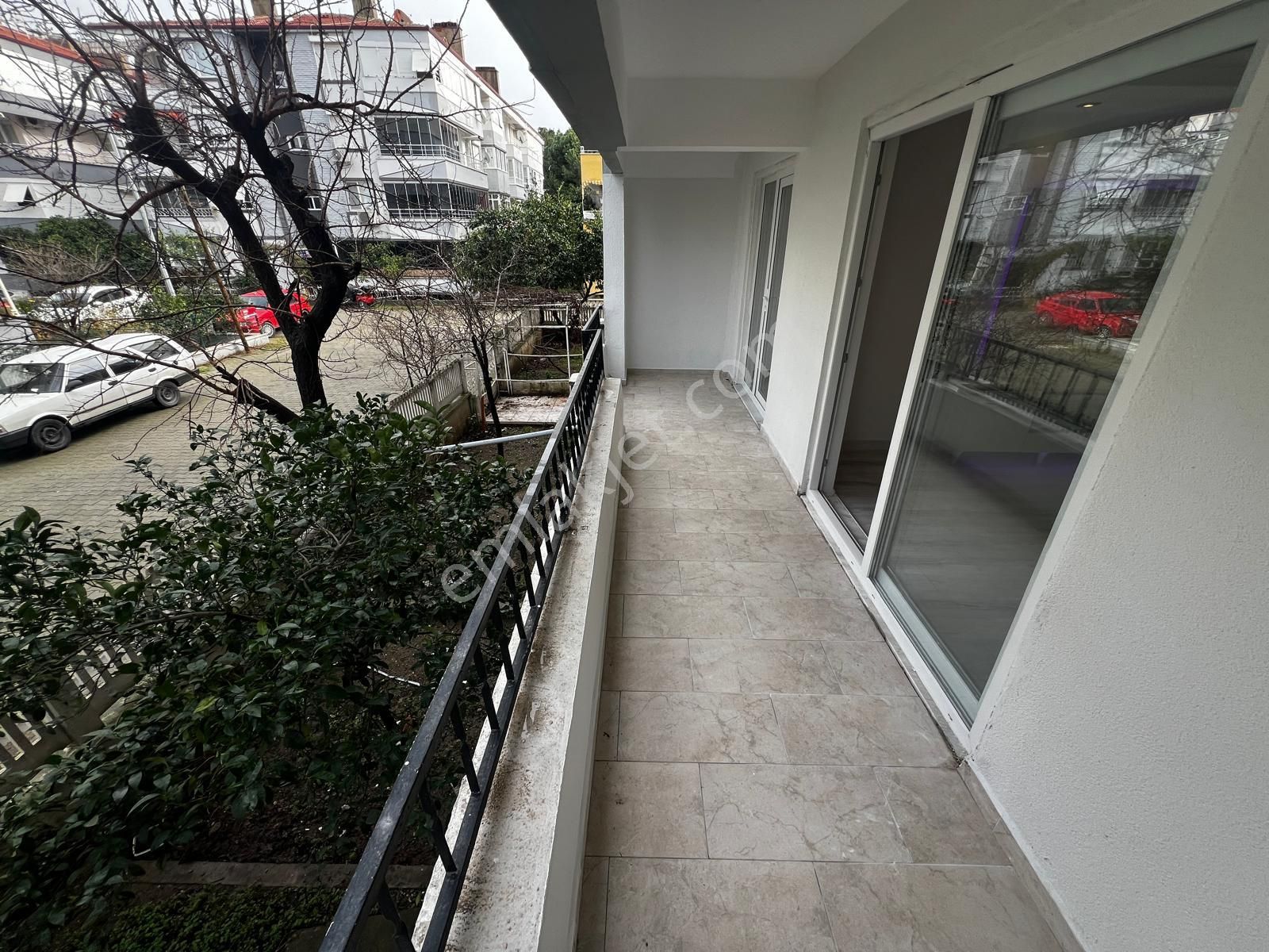 Yiğit'ten İkizçayda Ön Cephe 3+1 Ayrı Mutfak Full Yapılı Daire - Görsel 12