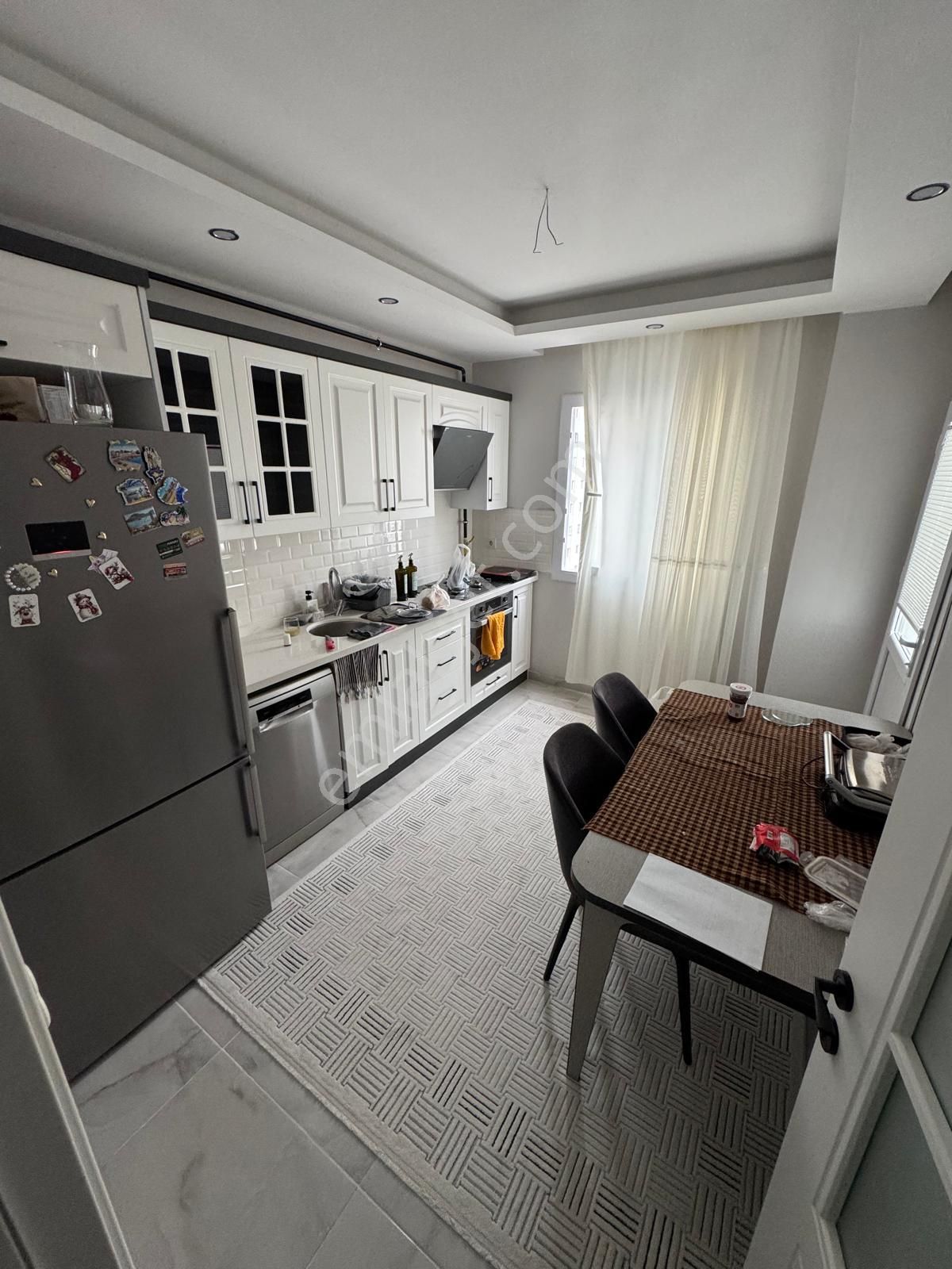 Stilpark 'tan Gültepe Mahallesinde 2+1 K. Mutfak Satılık Daire