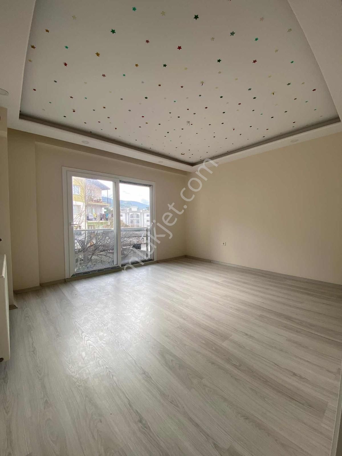 Kuşadası Davutlarda Çift Cephe Önü Açık Çok Geniş 3+1 Daire - Görsel 6