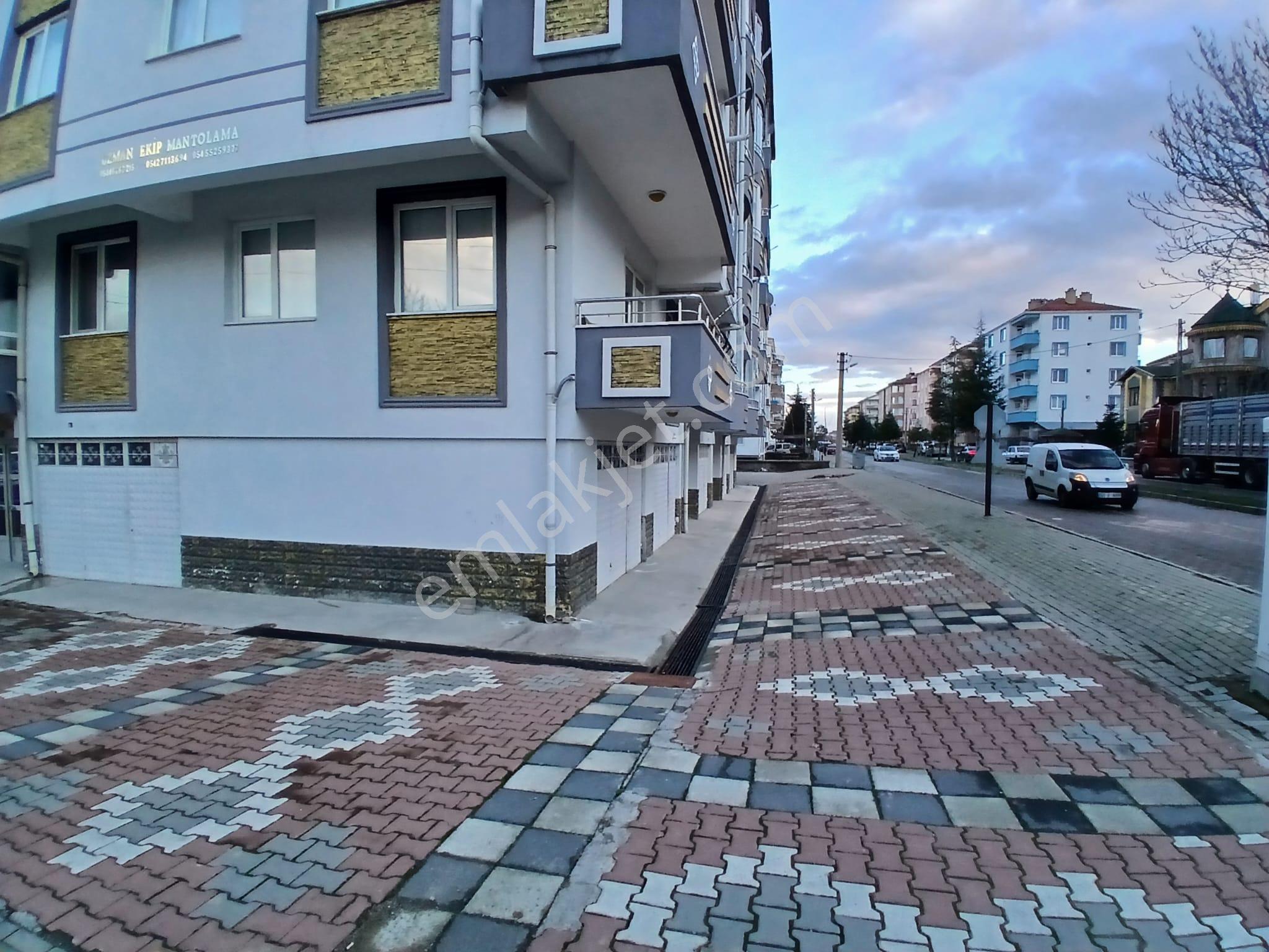 Akçay Emlak'tan Akşehir Koşuyolu Şok Market Yanında Tapulu Satılık Garaj - Görsel 24