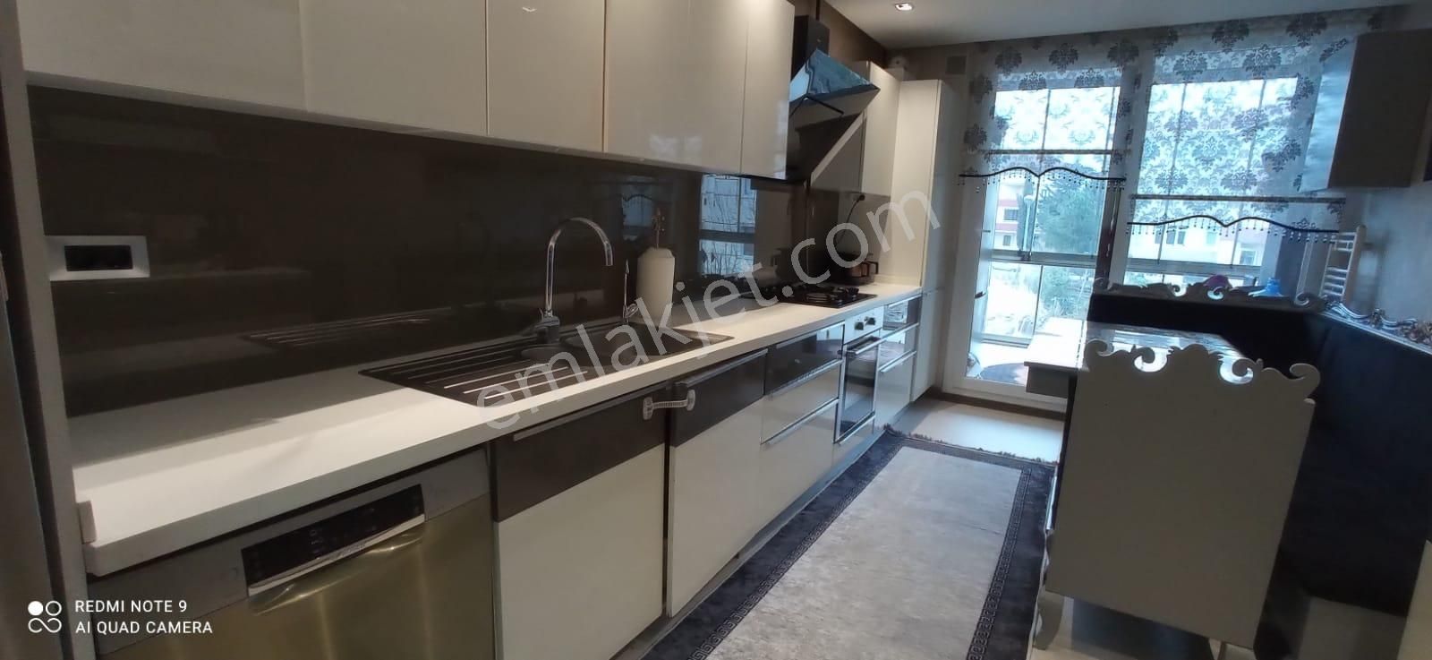 Müslüm Emlaktan Avcılar Parkta 5+2 Ayrı Girişli Dublex Satılık - Görsel 19