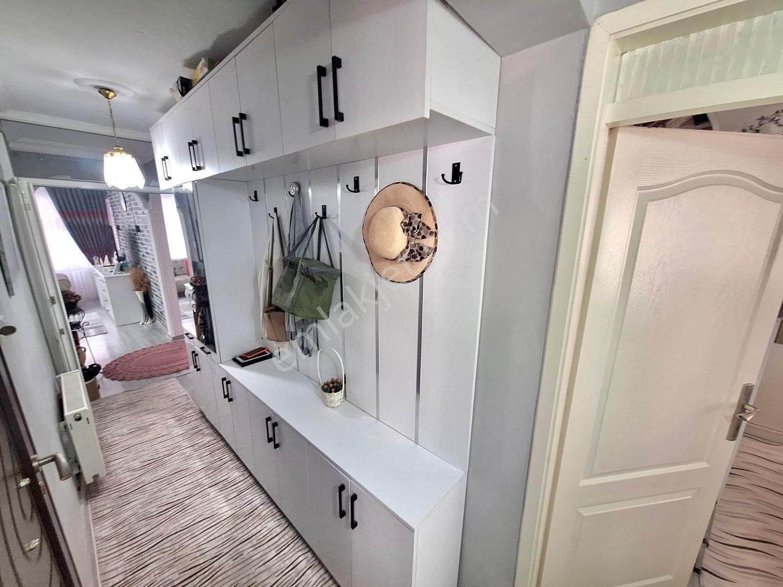 ꧁ay Emlaktan꧂akçay Merkezde Kombili Bahçe Kullanımlı Müstakil Tadında Satılık 3+1 İçi Yapılı Daire - Görsel 15