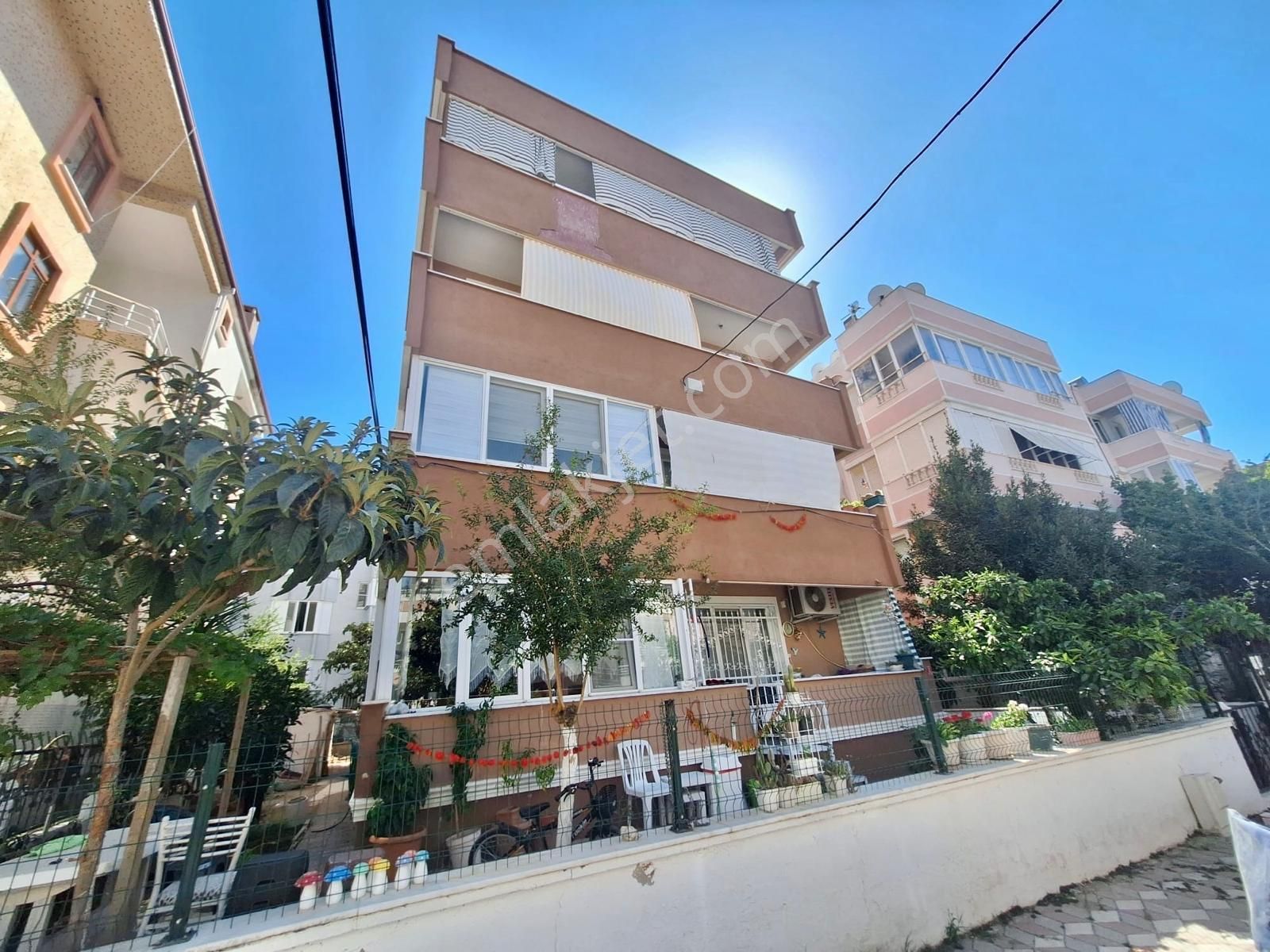 ꧁ay Emlaktan꧂akçay Merkezde Kombili Bahçe Kullanımlı Müstakil Tadında Satılık 3+1 İçi Yapılı Daire - Görsel 34