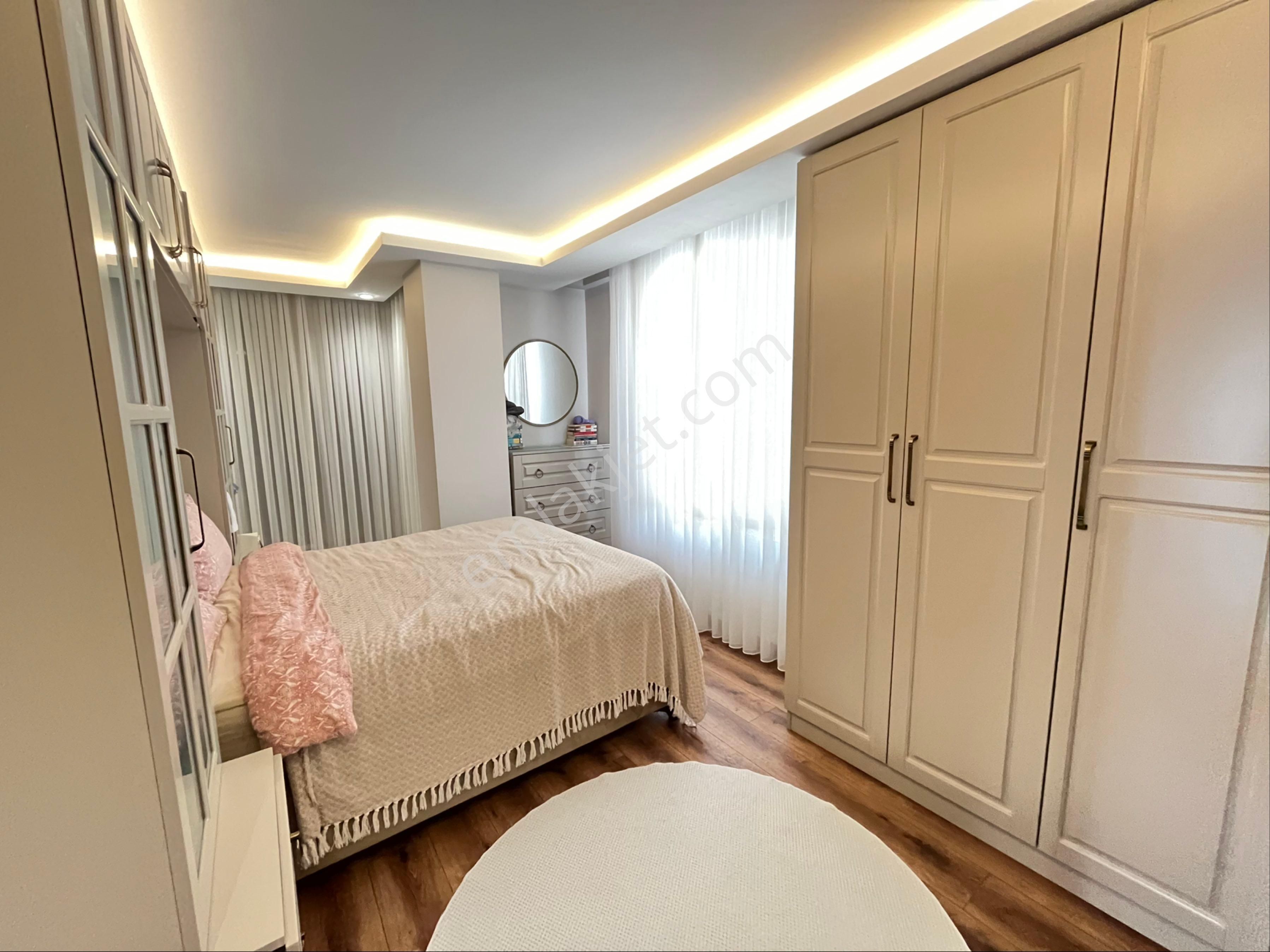 Avcılar Merkez Mh. Satılık 4+1 180 M2 Lüks Özel Yapım Dubleks - Görsel 13