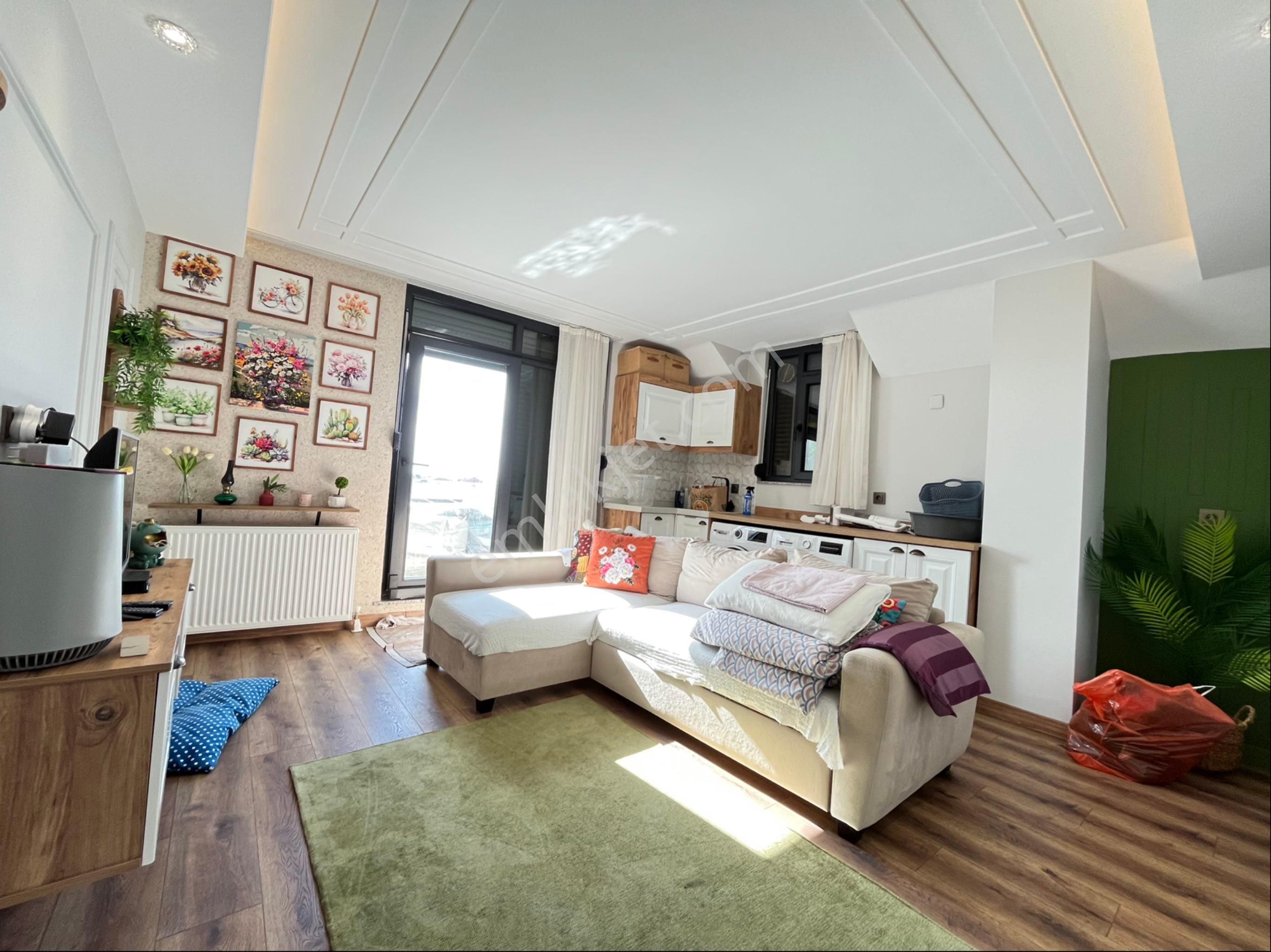 Avcılar Merkez Mh. Satılık 4+1 180 M2 Lüks Özel Yapım Dubleks - Görsel 22