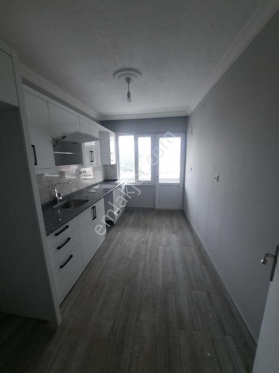 Merkezde Kapalı Mutfak Kiralık 2+1 Daire - Görsel 20