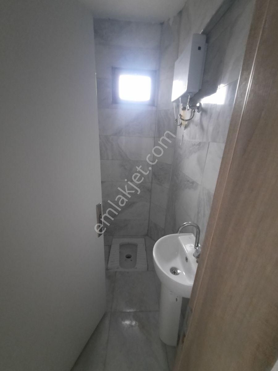 Merkezde Kapalı Mutfak Kiralık 2+1 Daire - Görsel 14