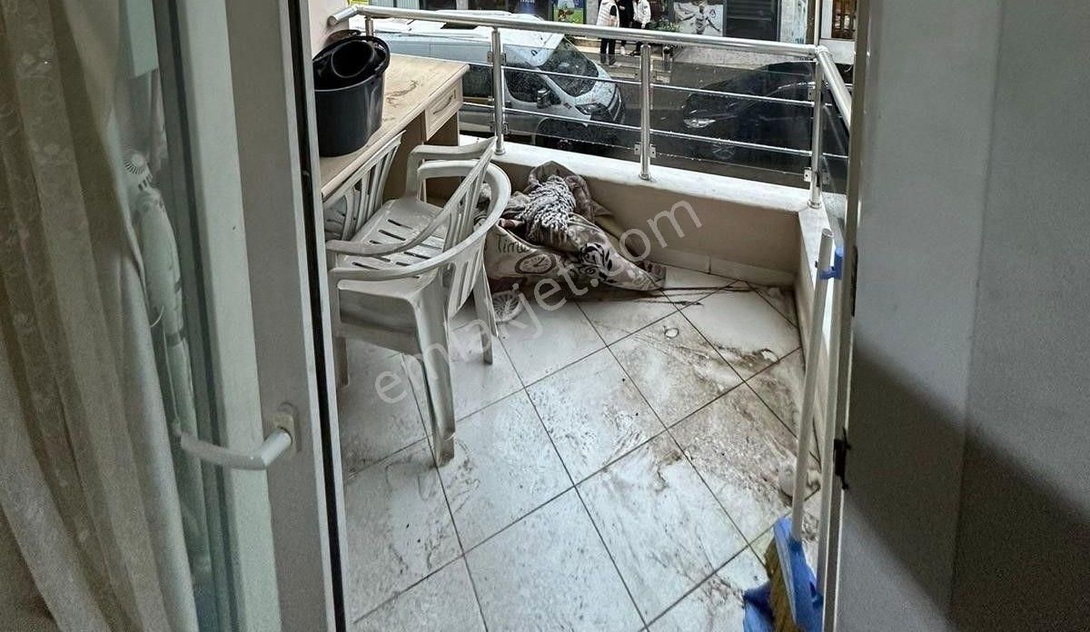 Acill Buca Yıldız Mah.de Ana Cadde Yakını 2+1 100m2 Dgazlı Ayrı Mutfak Arakat Satılık Daire - Görsel 34