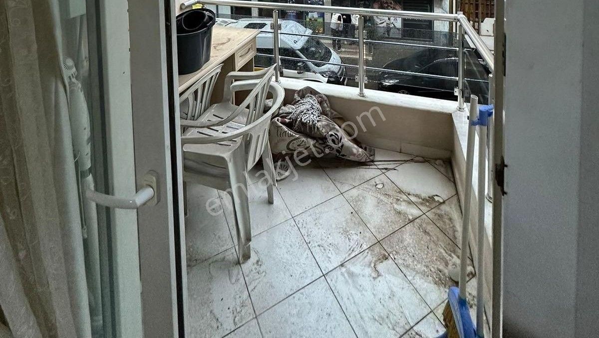 Acill Buca Yıldız Mah.de Ana Cadde Yakını 2+1 100m2 Dgazlı Ayrı Mutfak Arakat Satılık Daire - Görsel 35