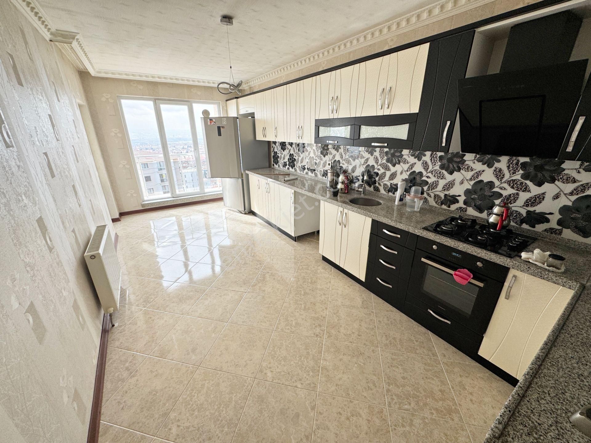 6+1 Bulvar Paraleli 2 Daire Olmaya Uygun Ankara Manzaralı Teras - Görsel 2