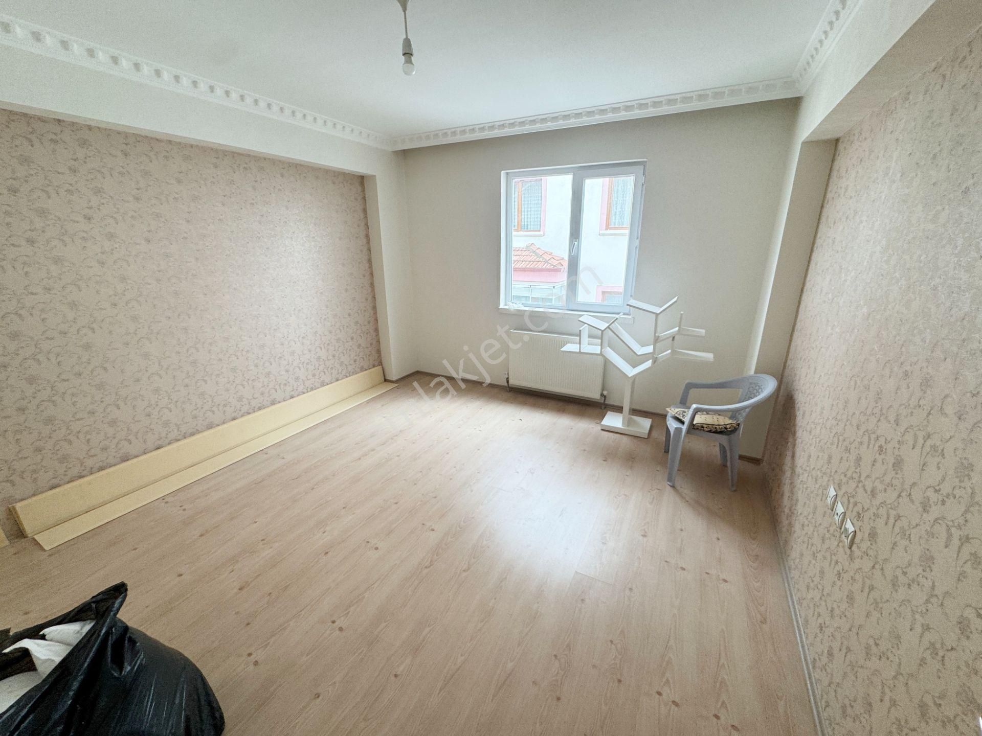 6+1 Bulvar Paraleli 2 Daire Olmaya Uygun Ankara Manzaralı Teras - Görsel 28