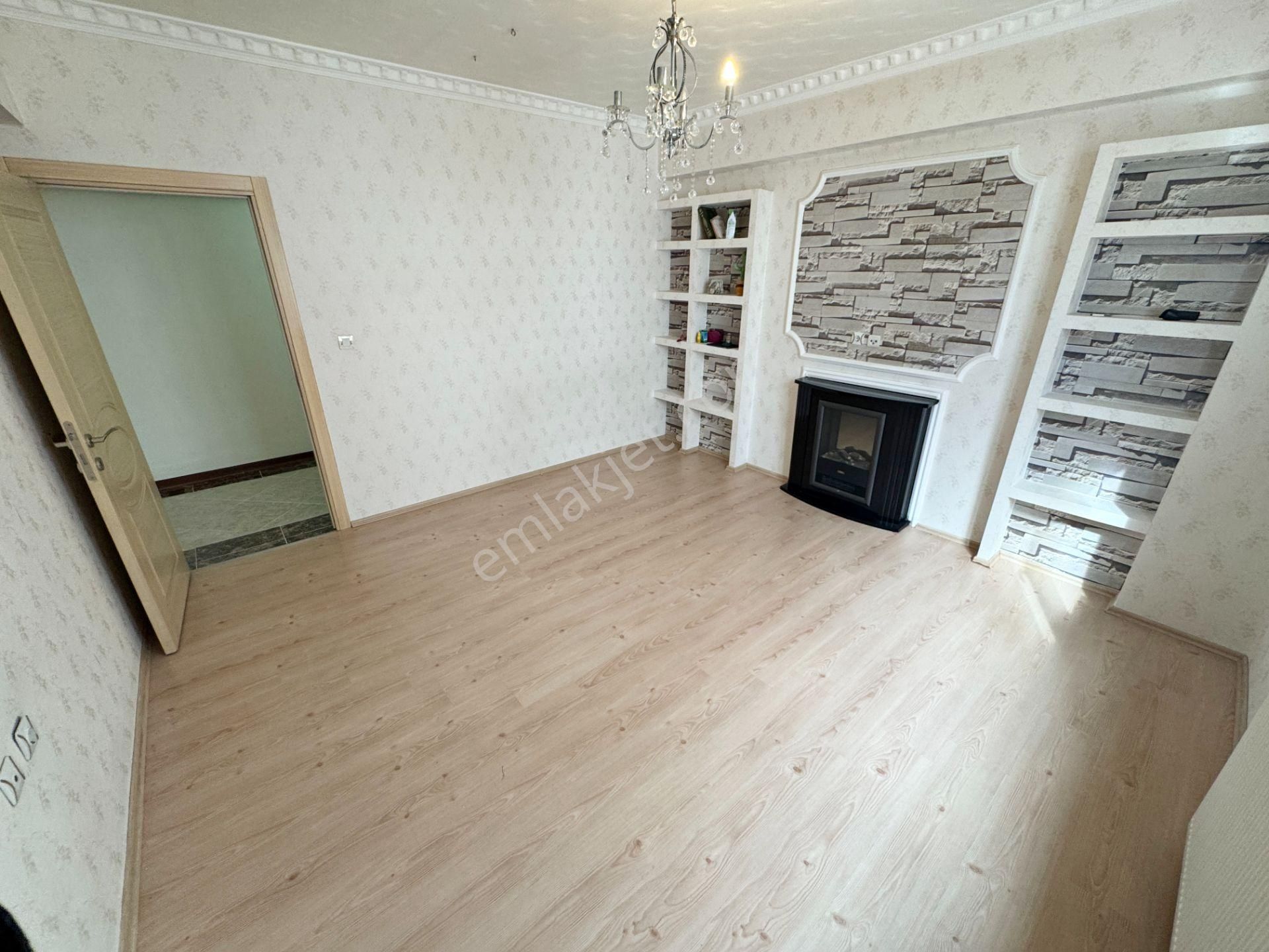 6+1 Bulvar Paraleli 2 Daire Olmaya Uygun Ankara Manzaralı Teras - Görsel 12