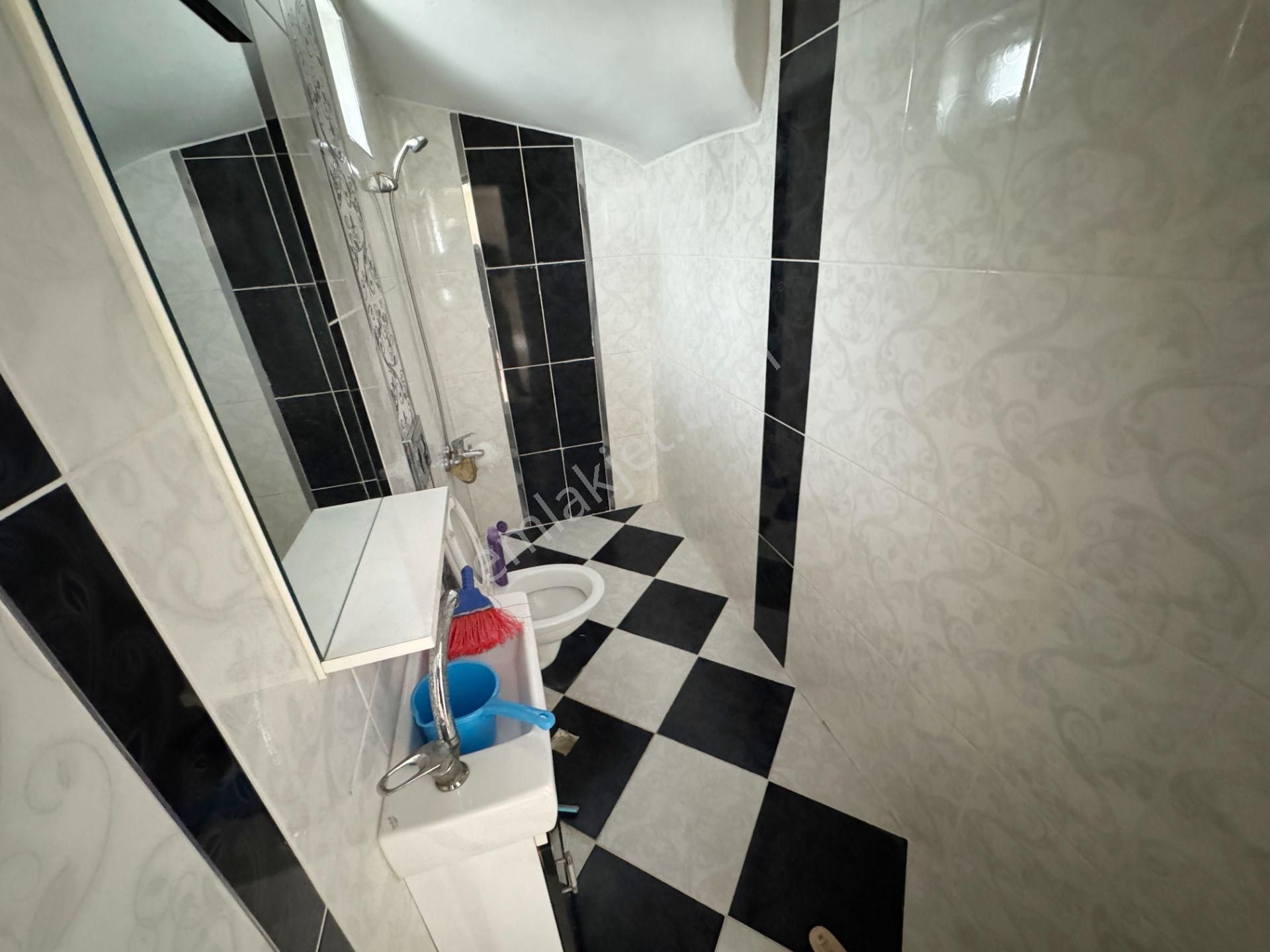 6+1 Bulvar Paraleli 2 Daire Olmaya Uygun Ankara Manzaralı Teras - Görsel 17