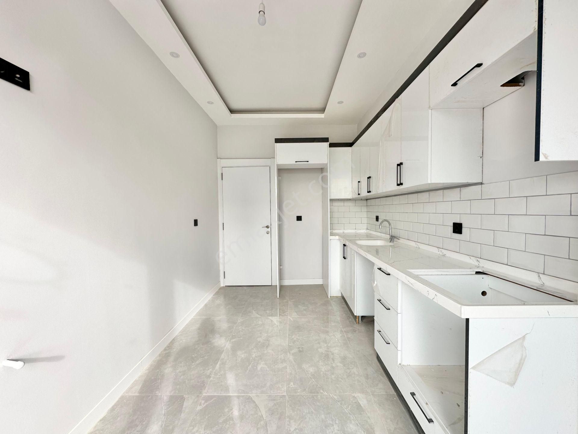 ꧁ay Emlaktan꧂akçay Merkezde Ön Cephe Doğa Manzaralı Çift Teraslı Satılık 4+1 Dubleks Daire - Görsel 8