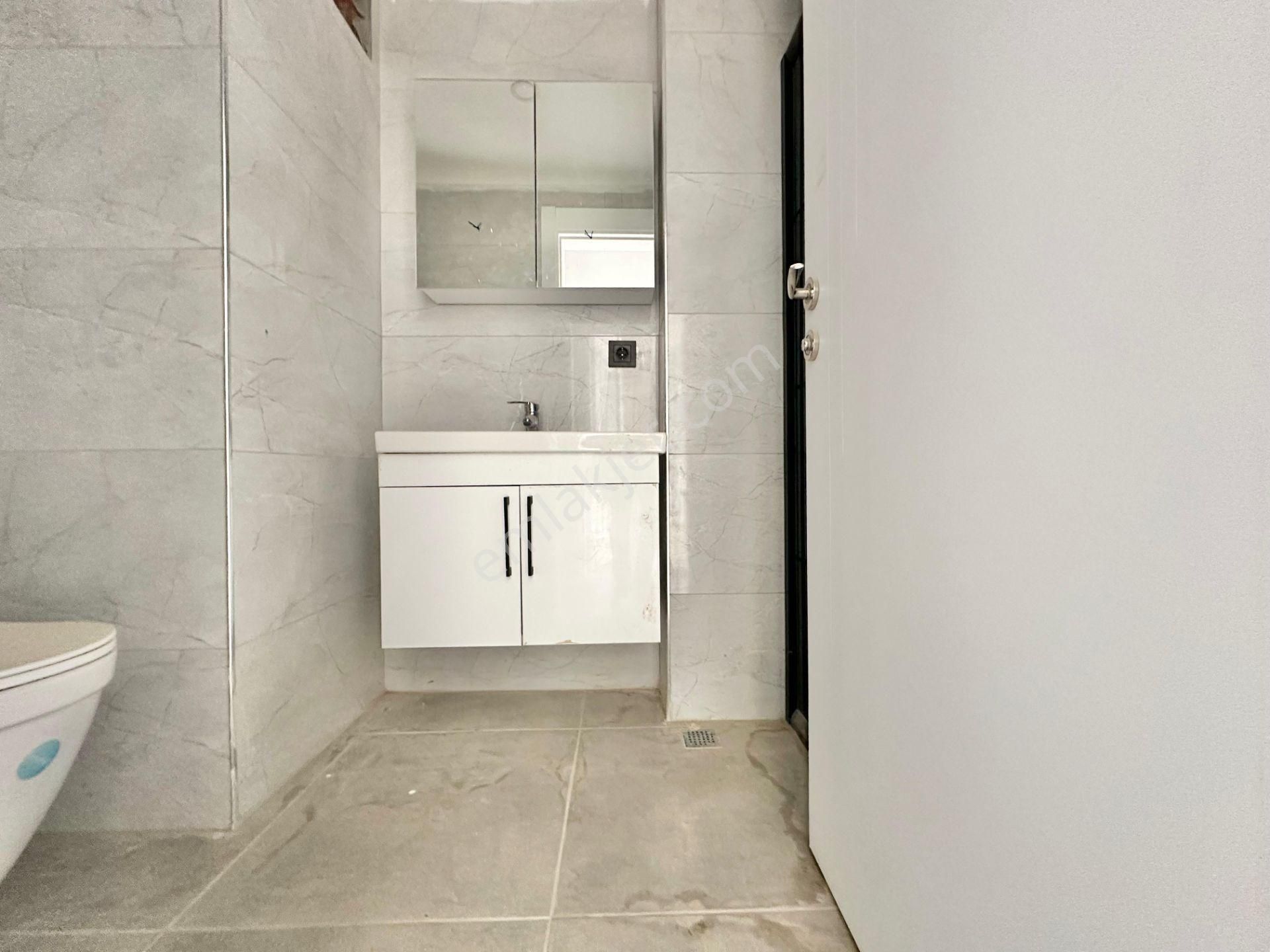 ꧁ay Emlaktan꧂akçay Merkezde Ön Cephe Doğa Manzaralı Çift Teraslı Satılık 4+1 Dubleks Daire - Görsel 15