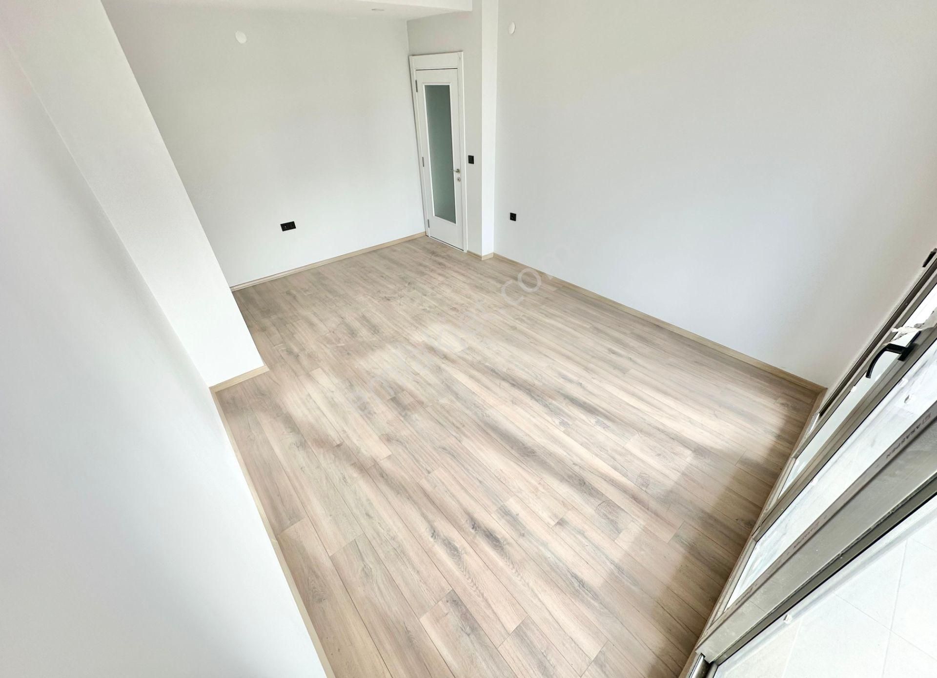 ꧁ay Emlaktan꧂akçay Merkezde Ön Cephe Doğa Manzaralı Çift Teraslı Satılık 4+1 Dubleks Daire - Görsel 14