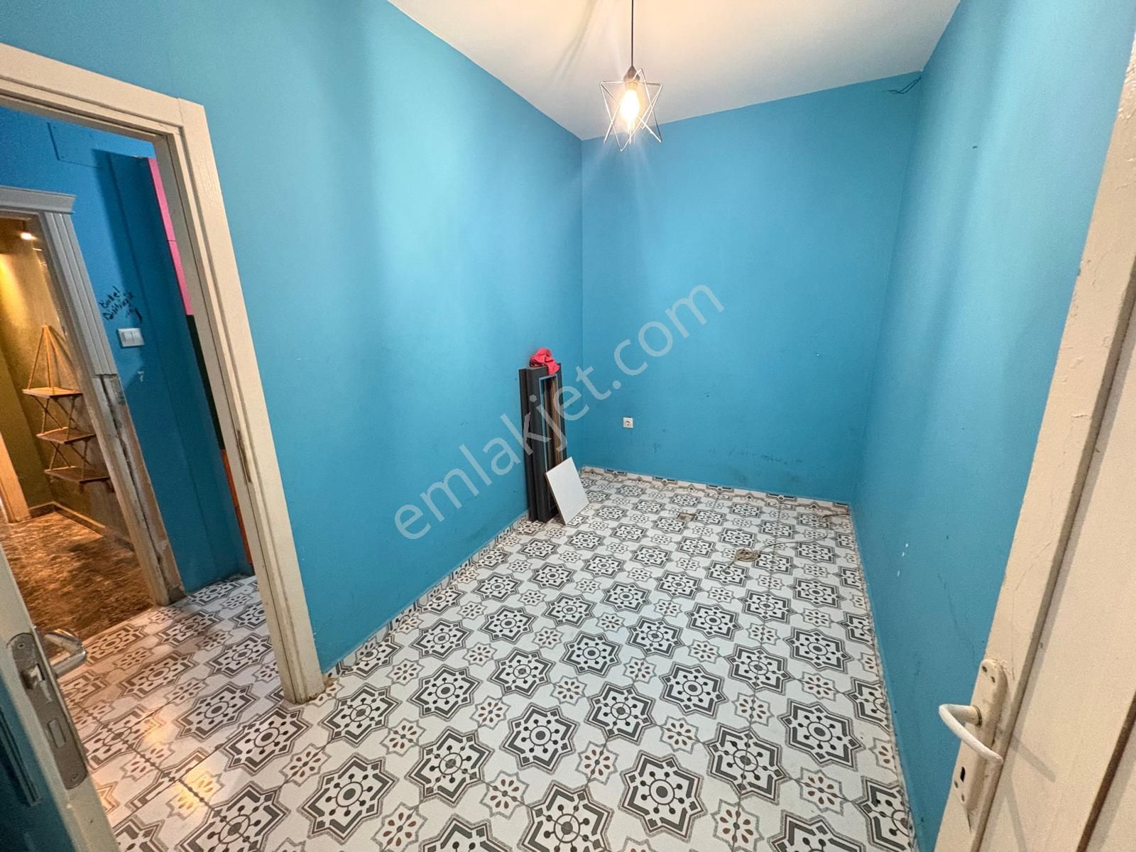 Prestij'den Cumhuriyet'te Hem Mesken Hem Ofis Satılık 2+1 Daire - Görsel 9