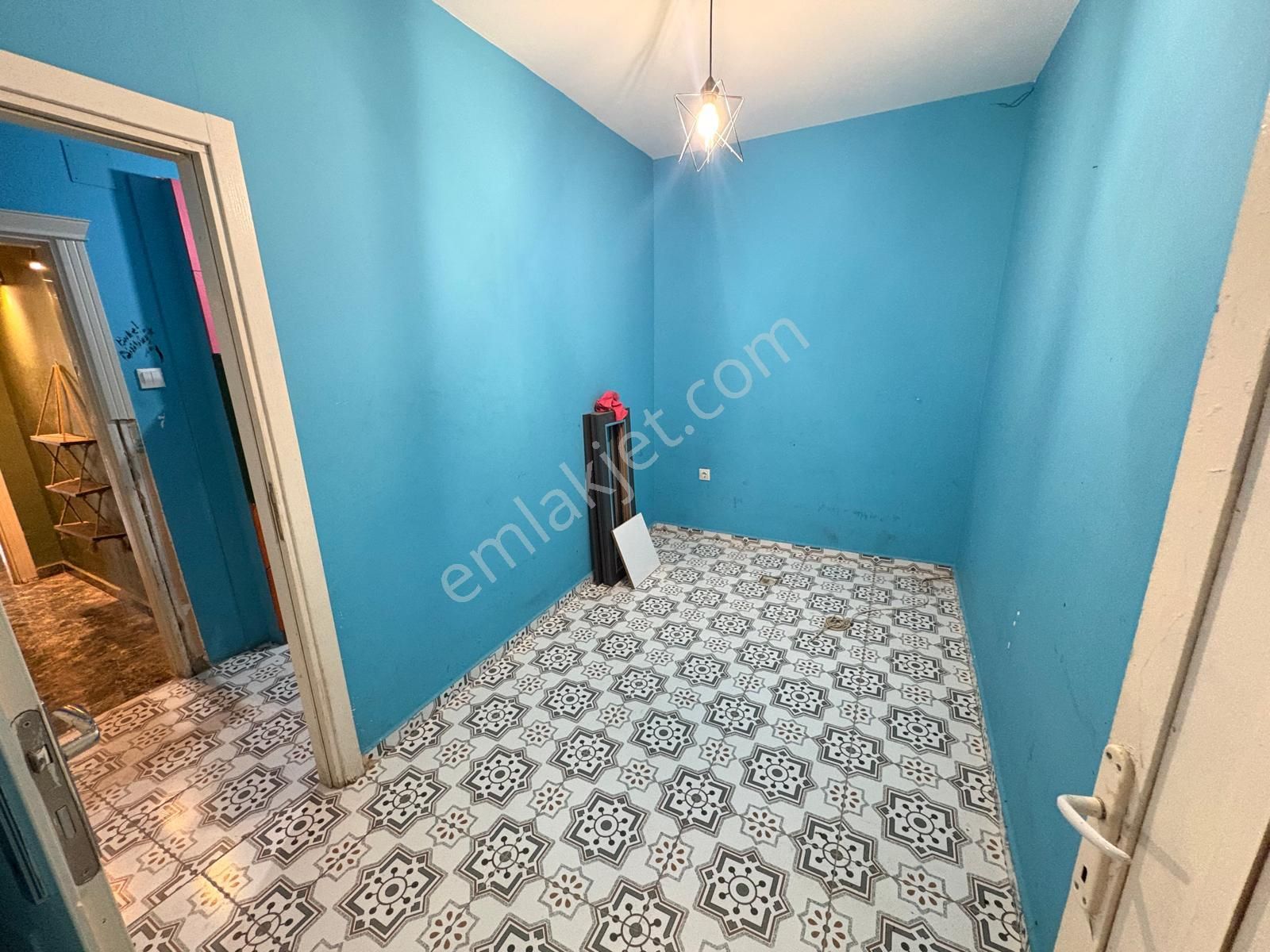 Prestij'den Cumhuriyet'te Hem Mesken Hem Ofis Satılık 2+1 Daire - Görsel 14