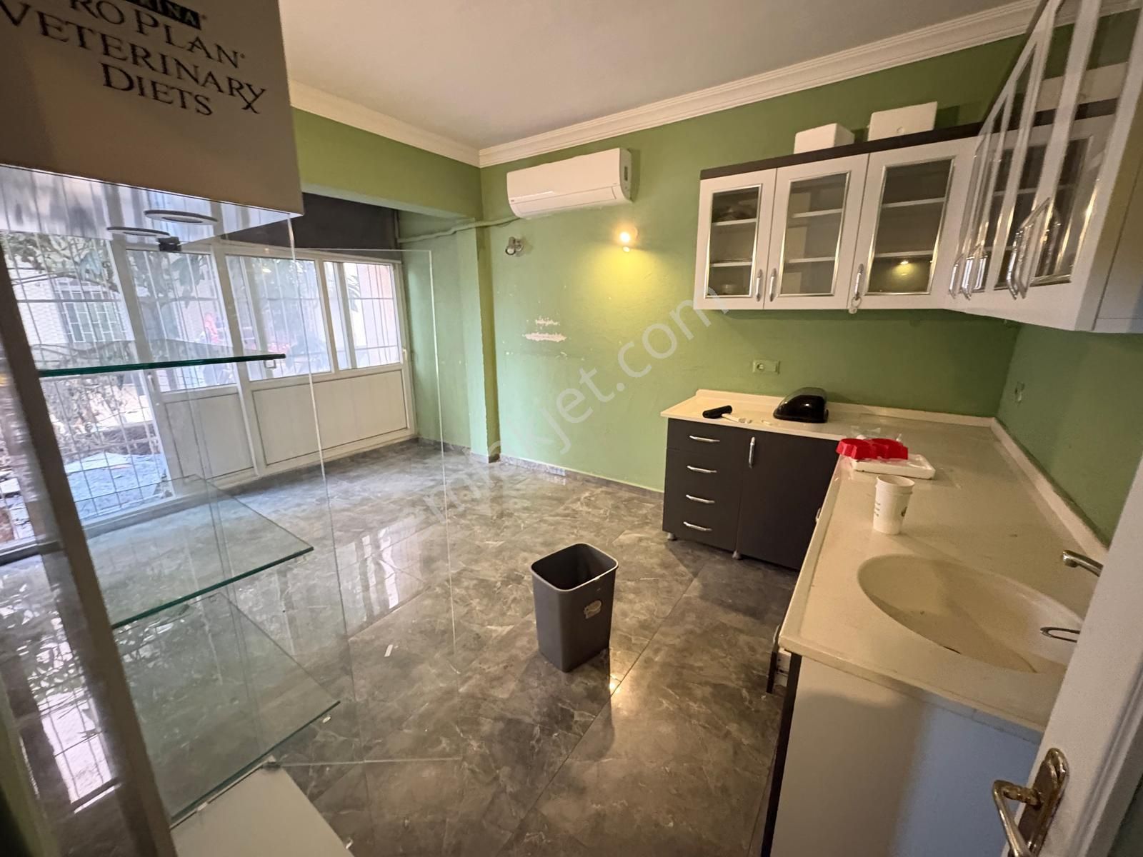 Prestij'den Cumhuriyet'te Hem Mesken Hem Ofis Satılık 2+1 Daire - Görsel 8