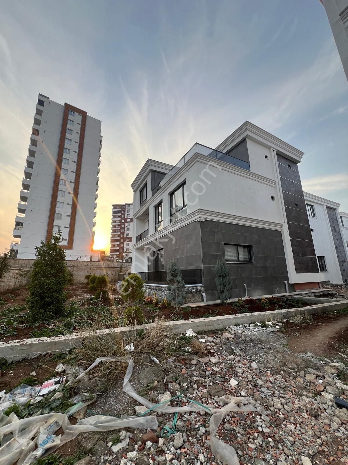 Şehir Merkezinde 6+2 Lüx Triplex Villamız Satıştadır - Görsel 14