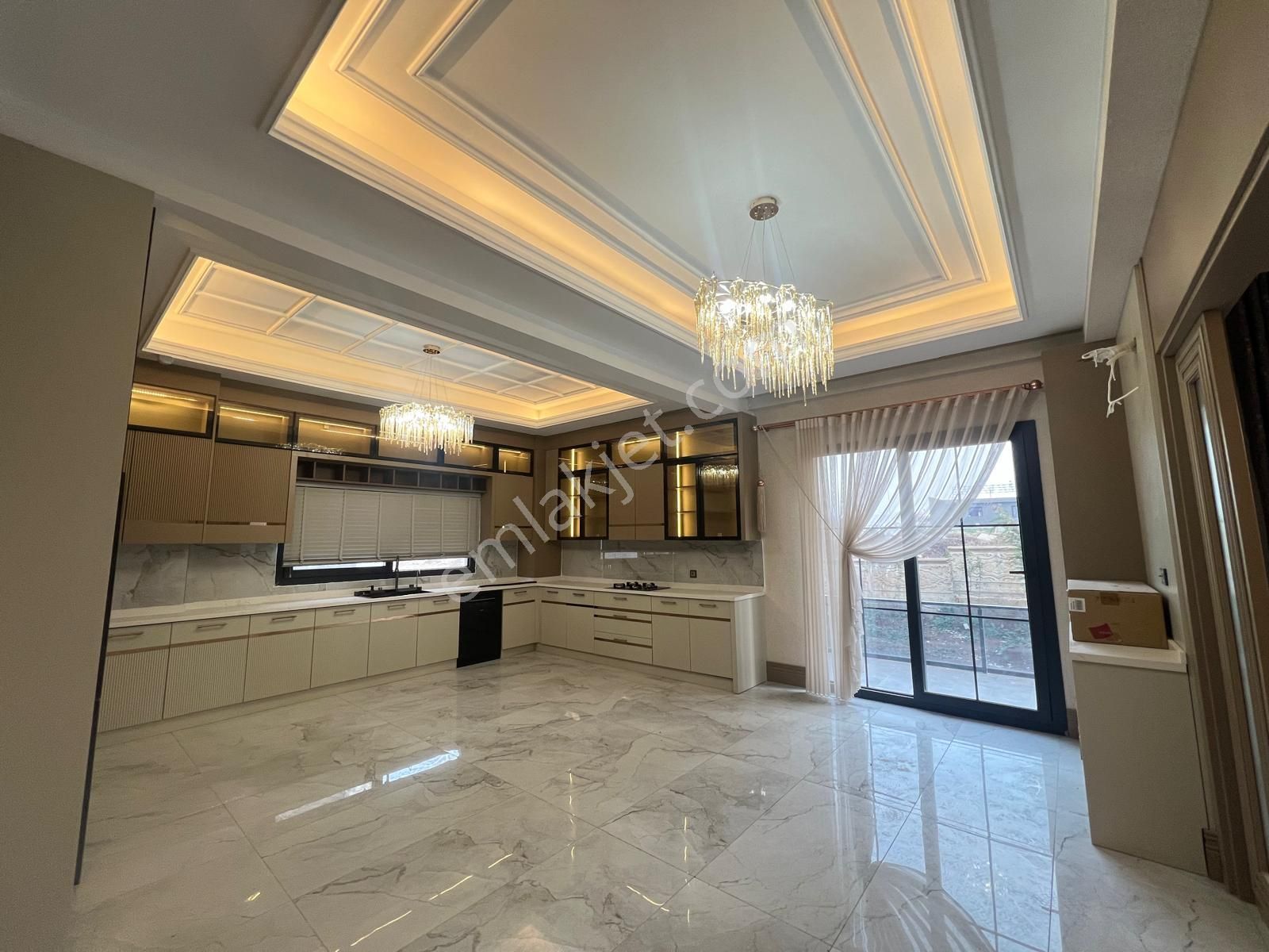 Şehir Merkezinde 6+2 Lüx Triplex Villamız Satıştadır - Görsel 2