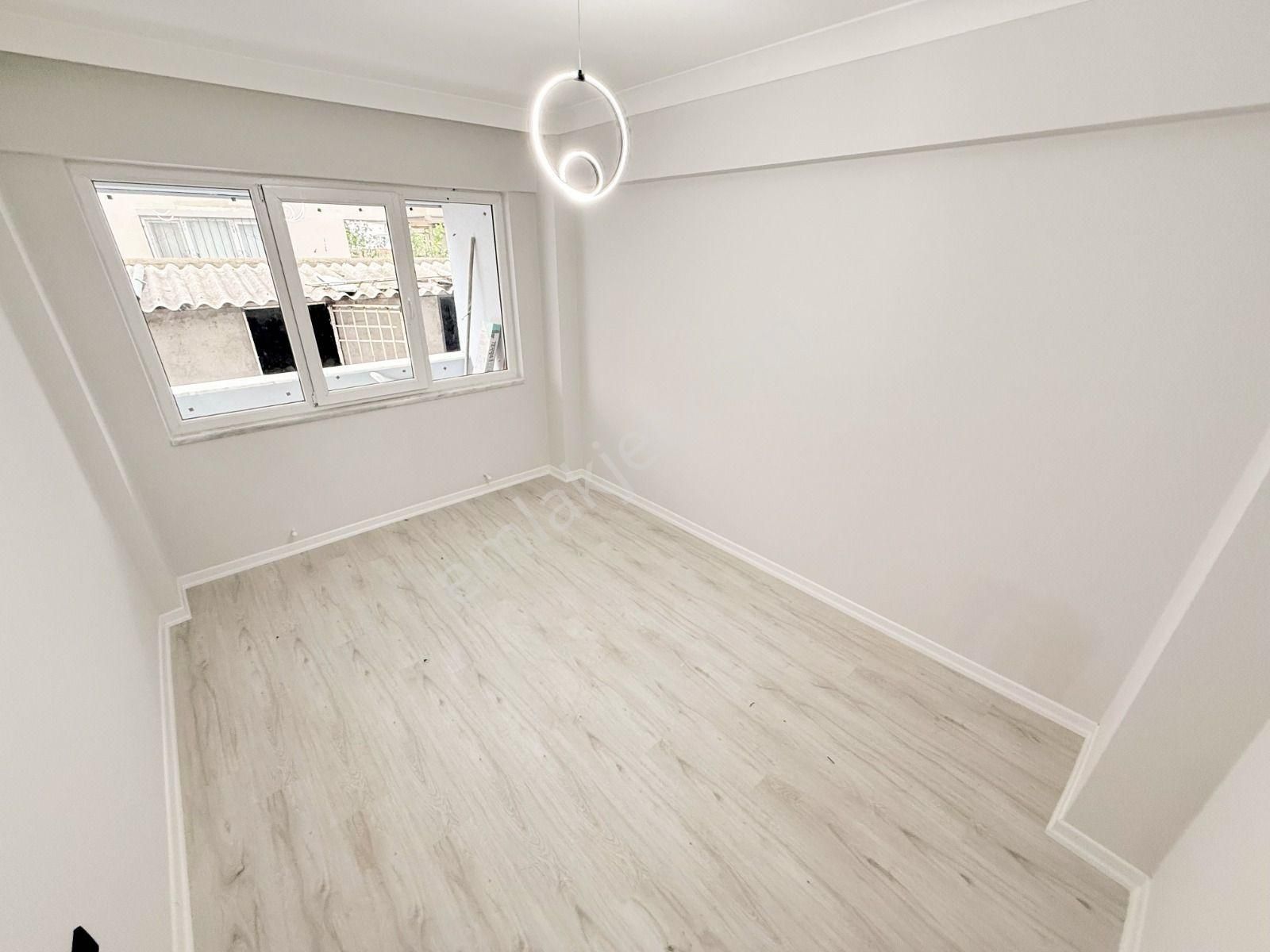 ꧁ay Emlaktan꧂akçay Merkezde Muhteşem Konumlu Denize Yakın İçi Komple Yapılı Satılık 2+1 Daire - Görsel 18