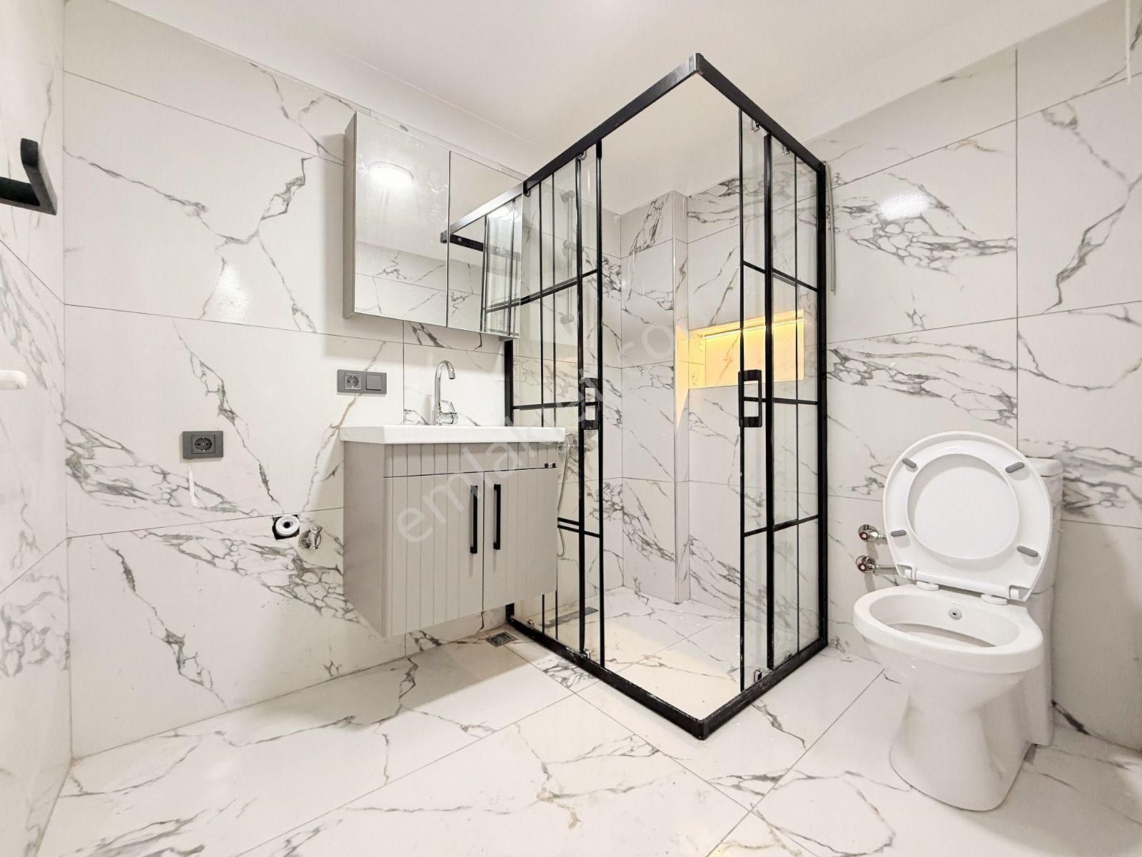 ꧁ay Emlaktan꧂akçay Merkezde Muhteşem Konumlu Denize Yakın İçi Komple Yapılı Satılık 2+1 Daire - Görsel 25