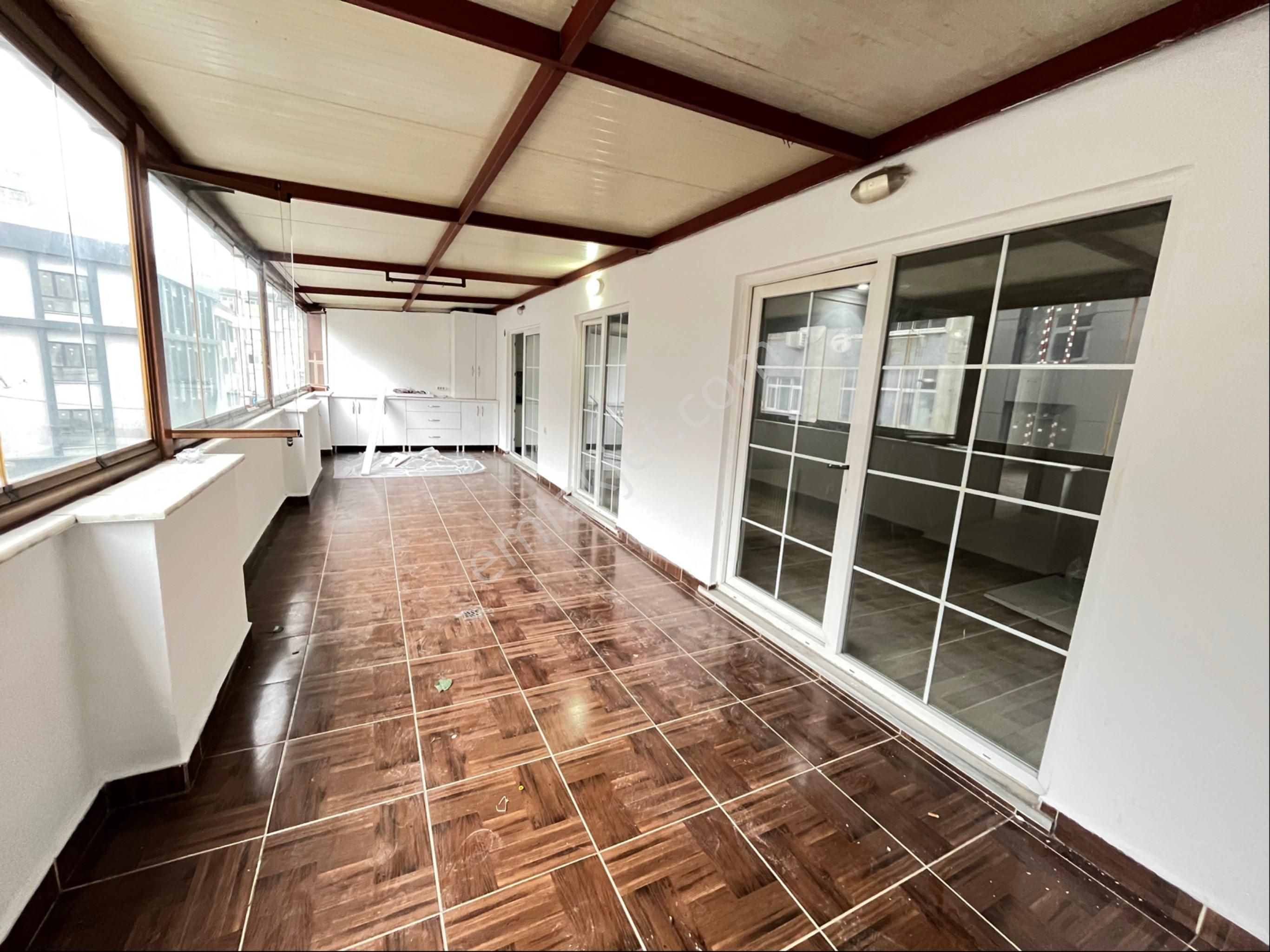 İmren Gayrimenkulden Kiralık Sefaköy Merkezde 150 M2 Ofis Daire - Görsel 14