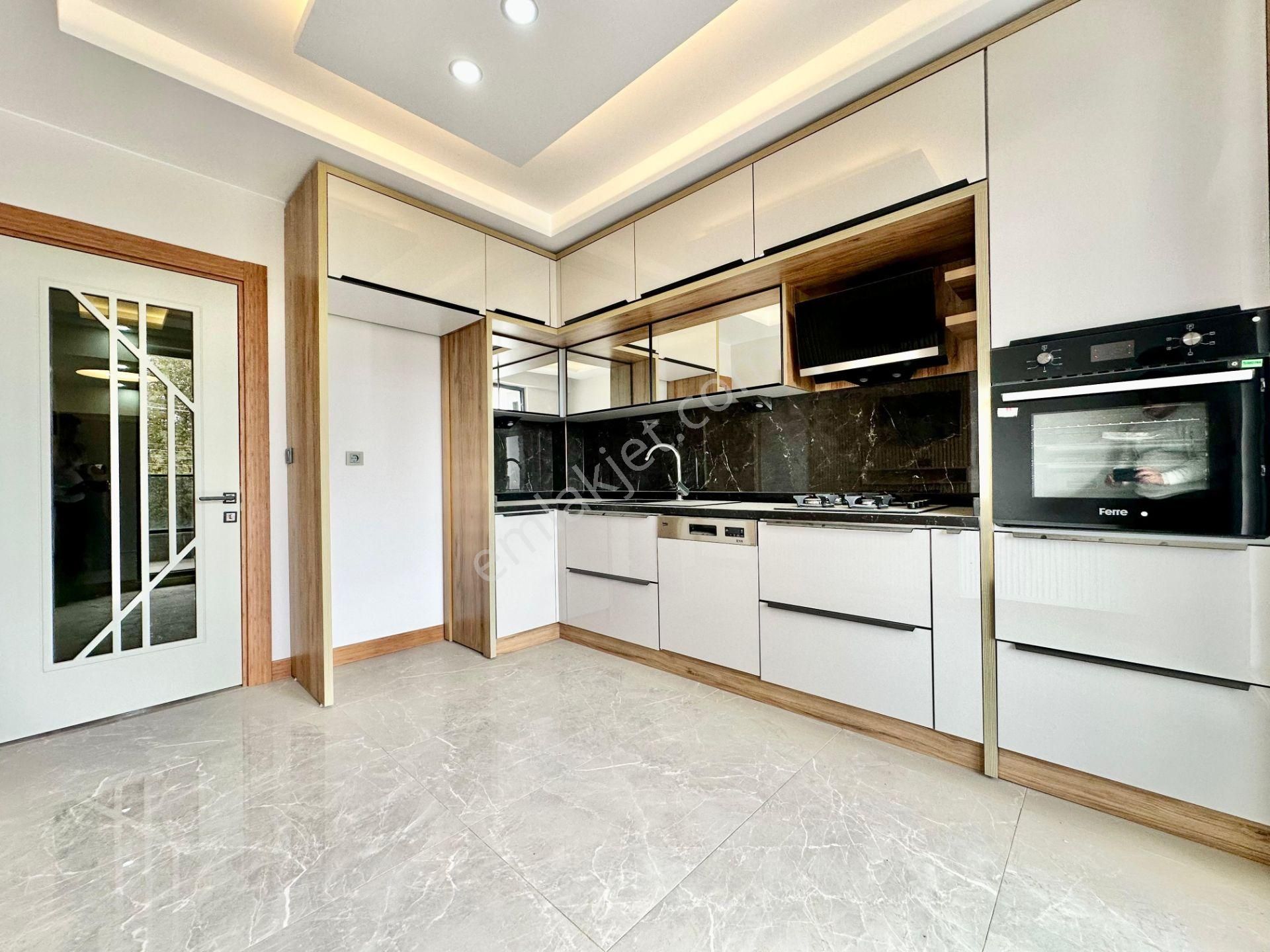 Utku Merkez Giriş Arka 2+1 3975 - Görsel 4