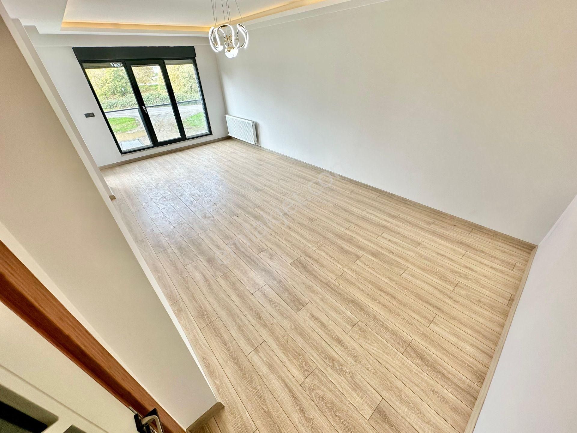 Utku Merkez Giriş Arka 2+1 3975 - Görsel 10