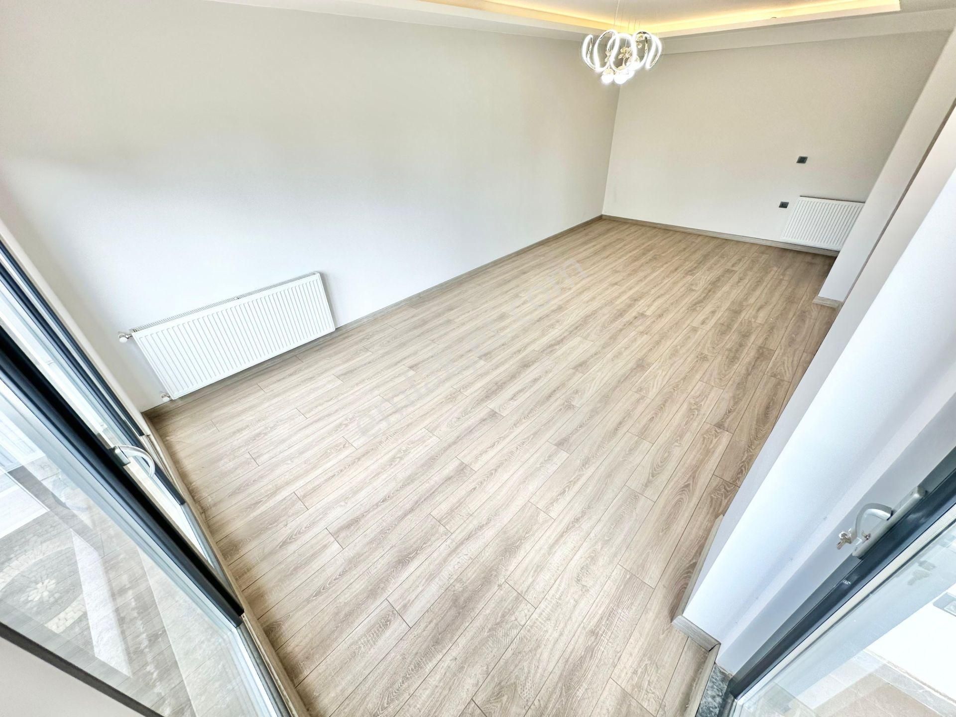 Utku Merkez Giriş Arka 2+1 3975 - Görsel 7