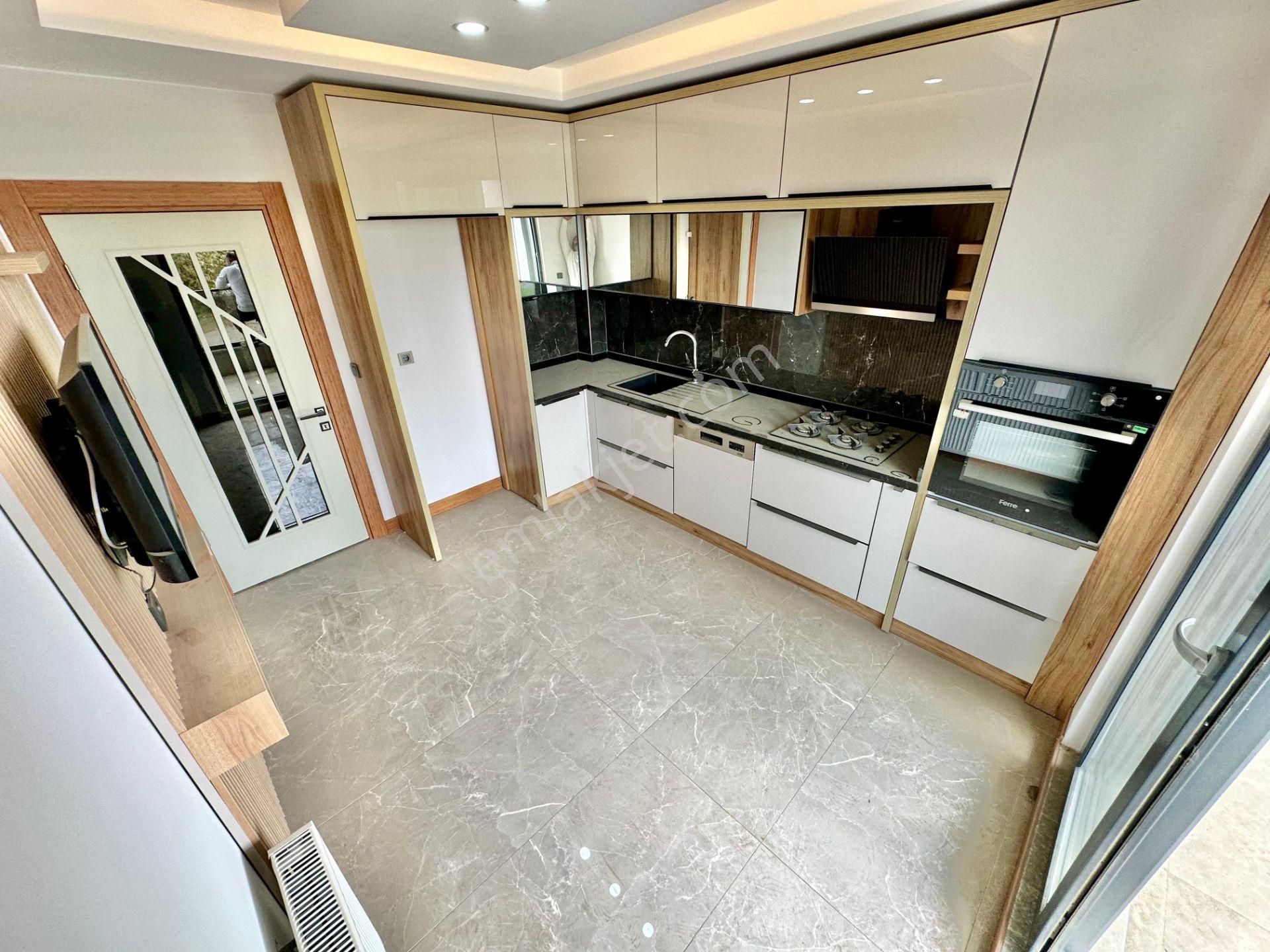 Utku Merkez Giriş Arka 2+1 3975 - Görsel 5