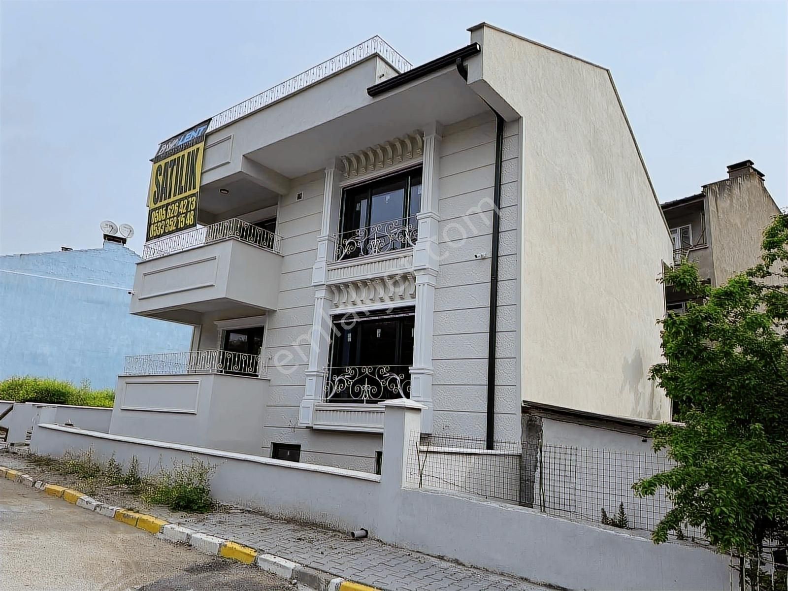 Bay-lent Gayrimenkulden Eşsiz Manzaralı Satılık Lüks Villa - Görsel 25