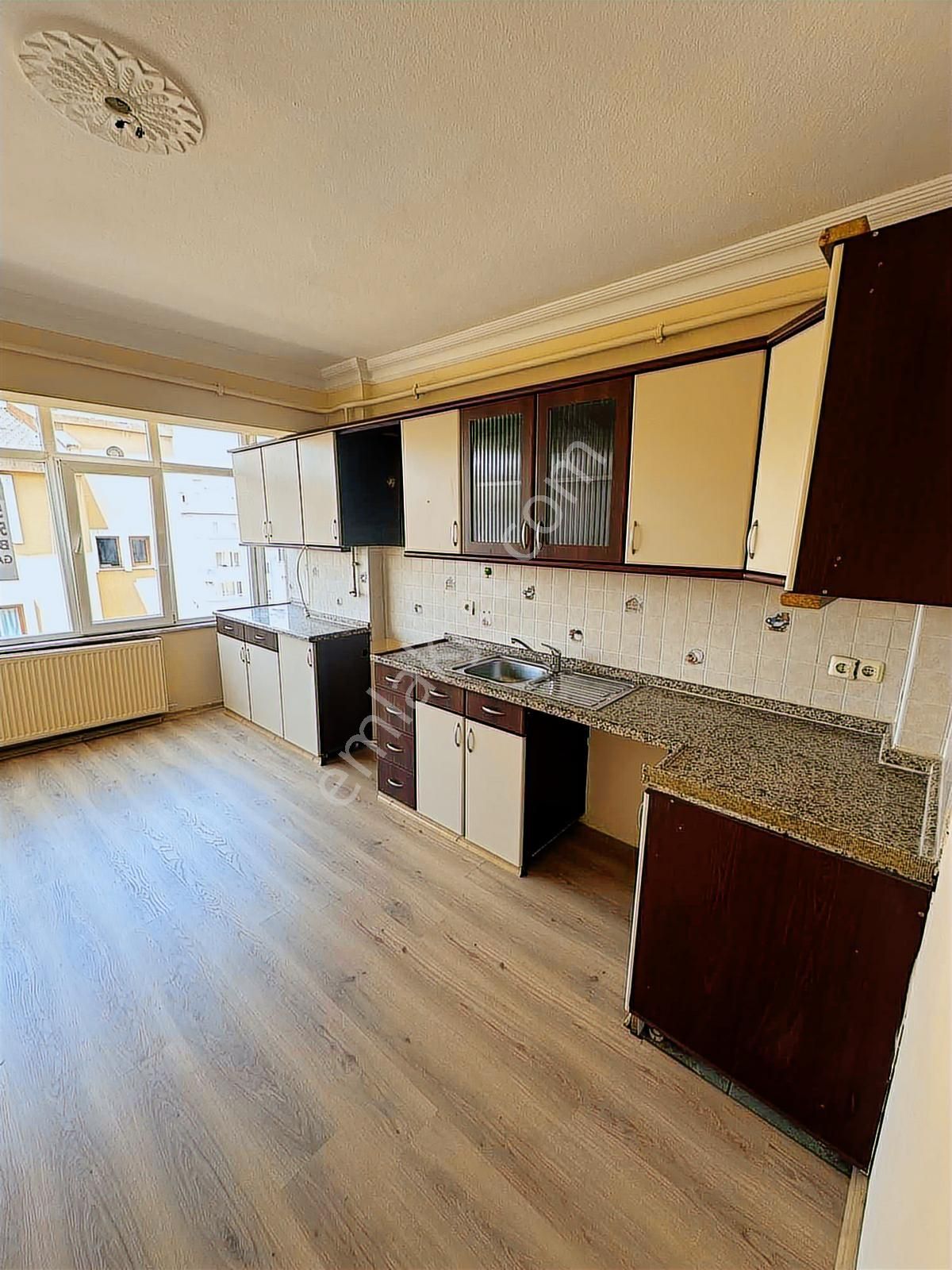 Bay-lent Emlaktan Bahçelievler Mah.sinde Kiralık 4+1 Daire - Görsel 28