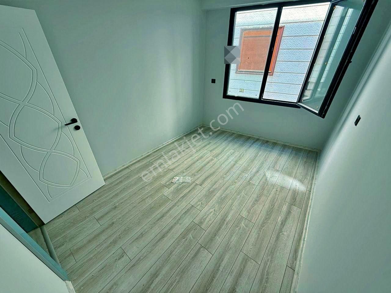 Uytundan Akçay Kordonda Denize 50 Metre 1+1 Lüks Daire - Görsel 13